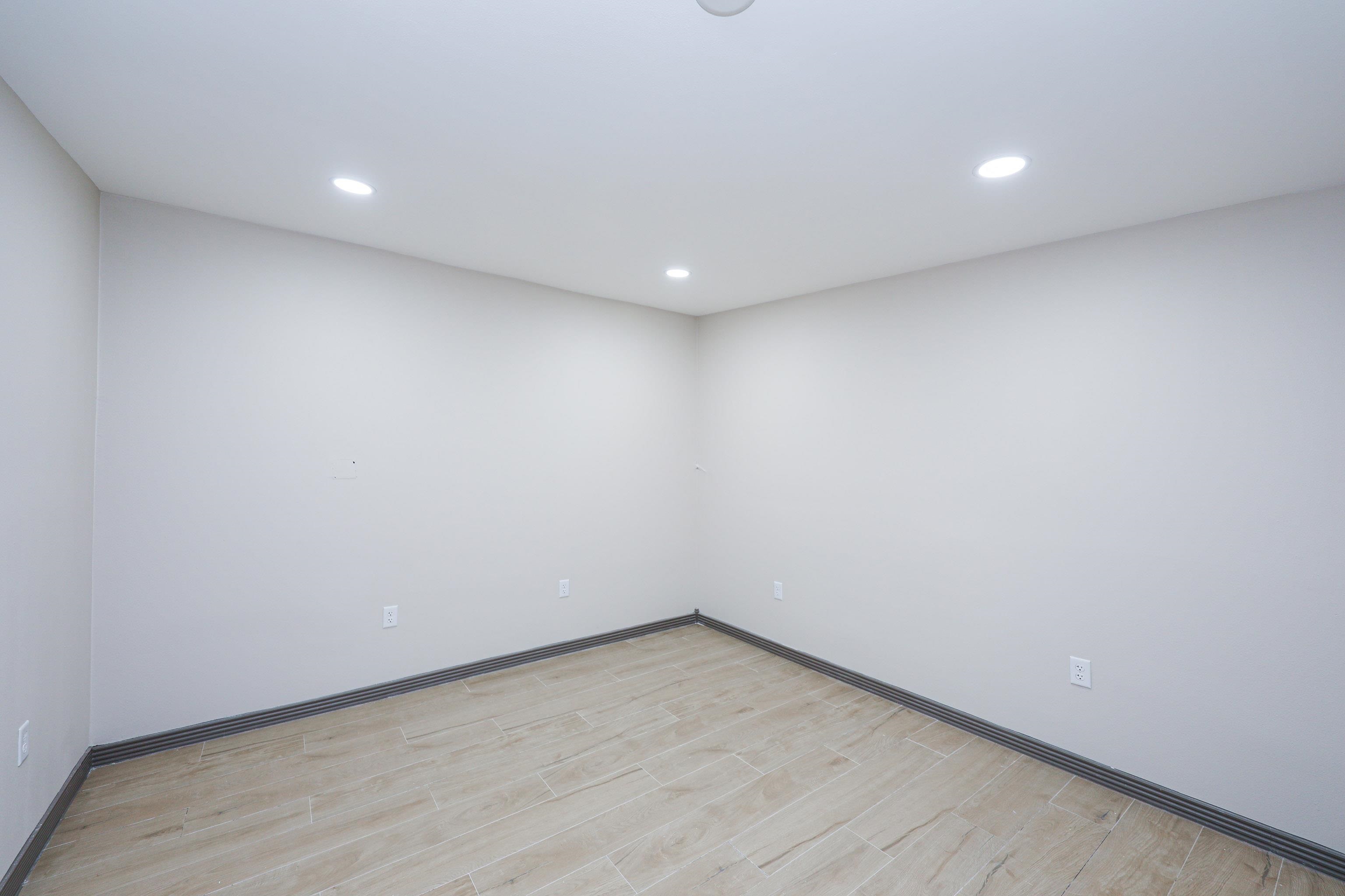 104 E Calton Rd Unit: 108E