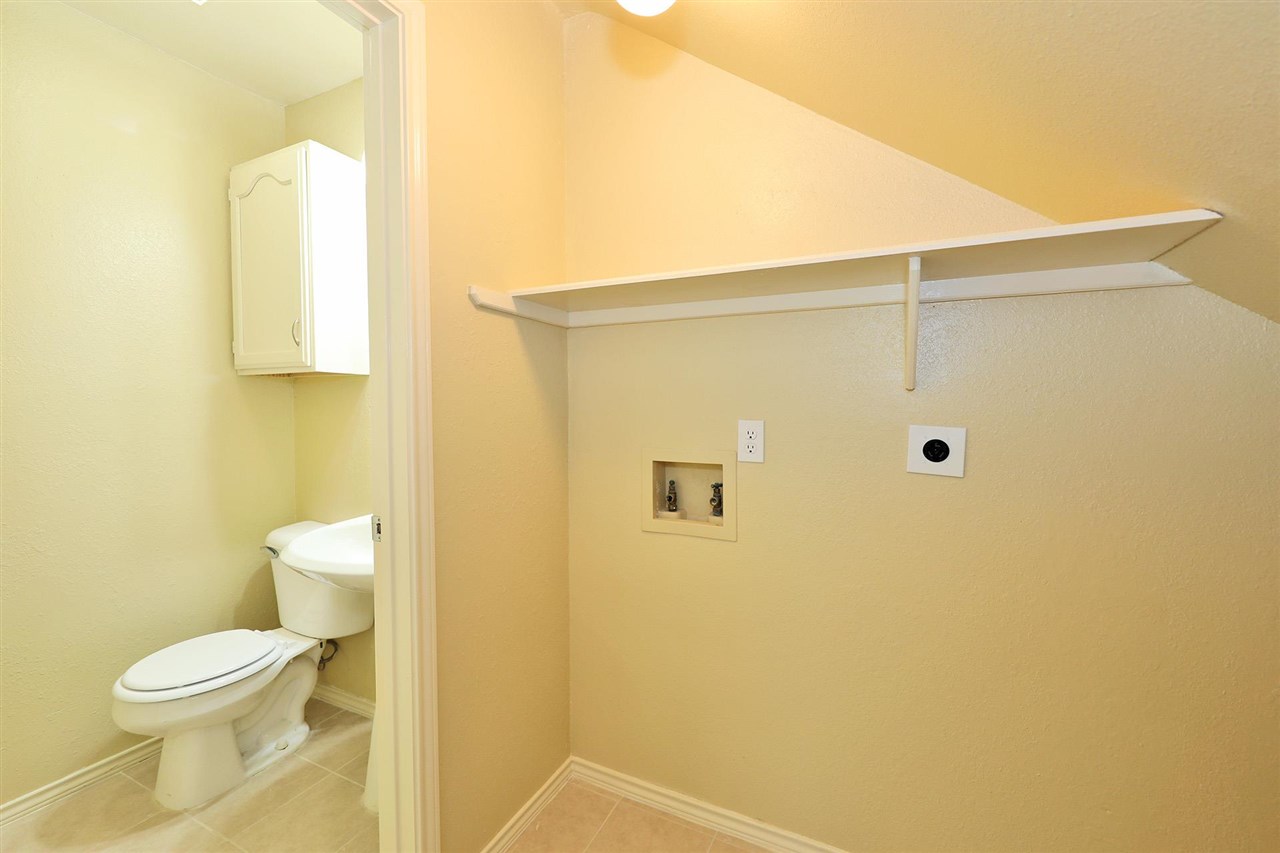 8911 McPherson Rd Unit: 8D