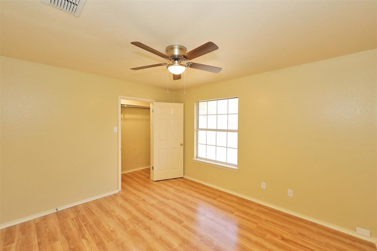 8911 McPherson Rd Unit: 8D