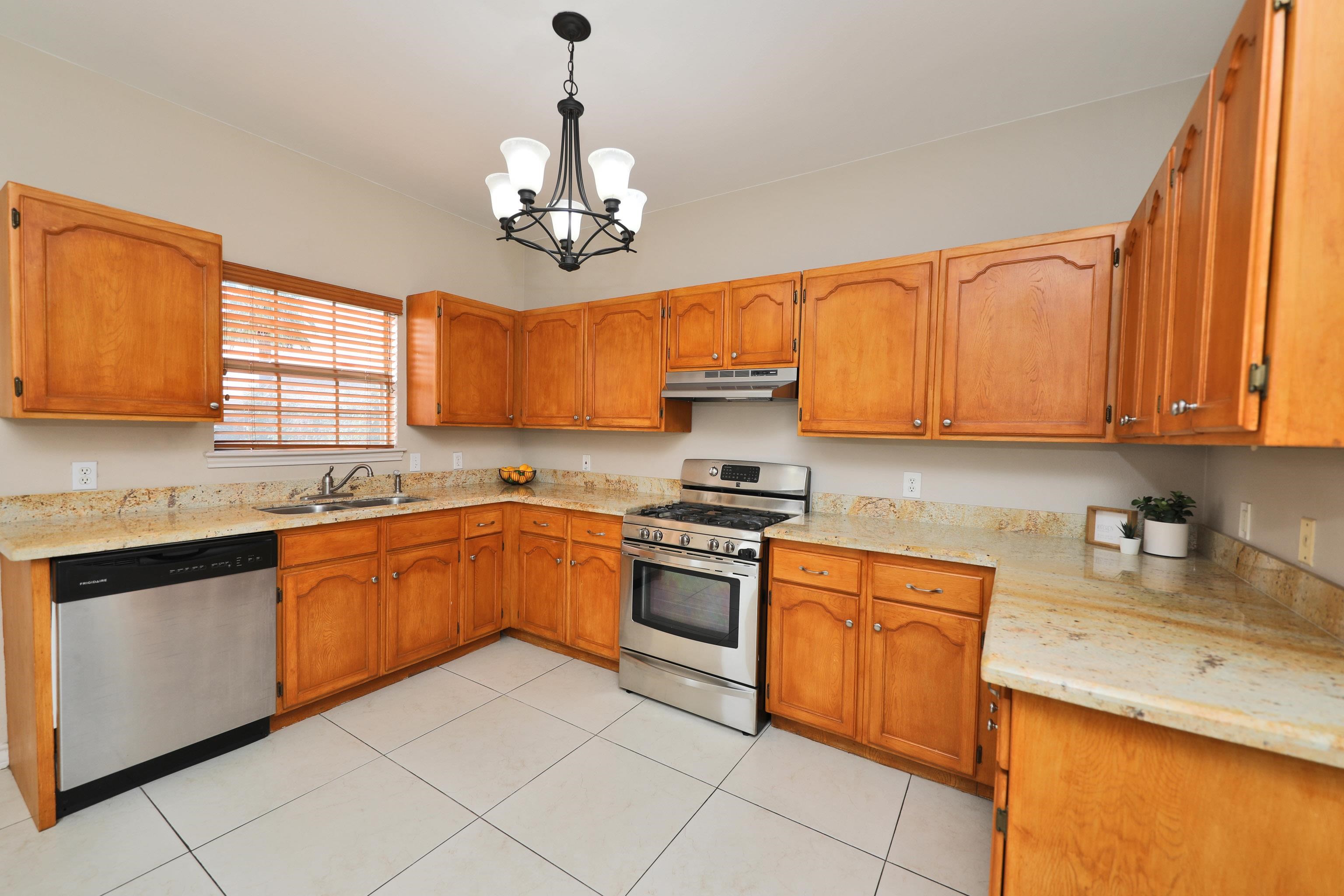 510 Shiloh Dr Unit: 704