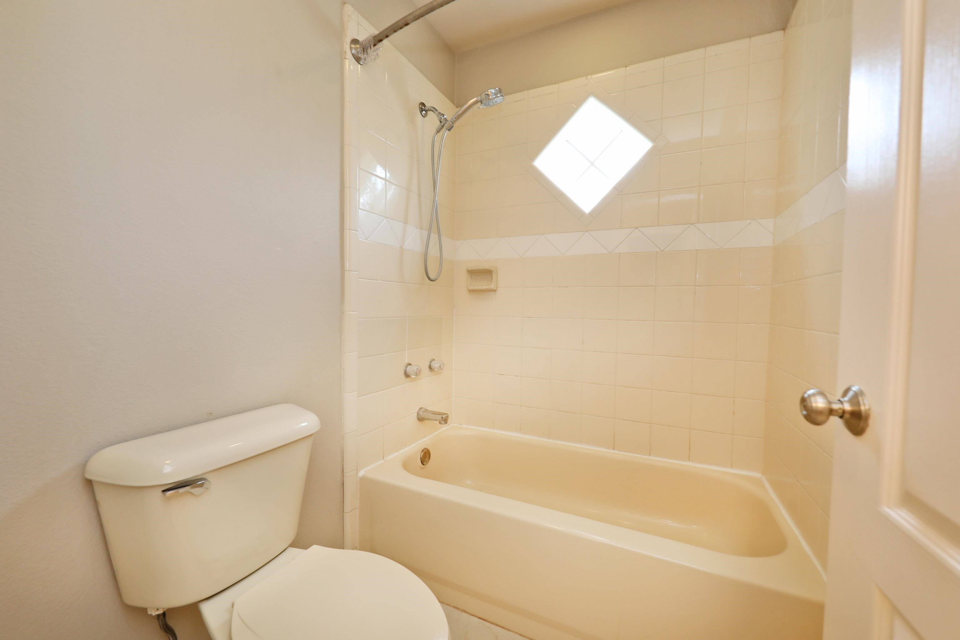 510 Shiloh Dr Unit: 704