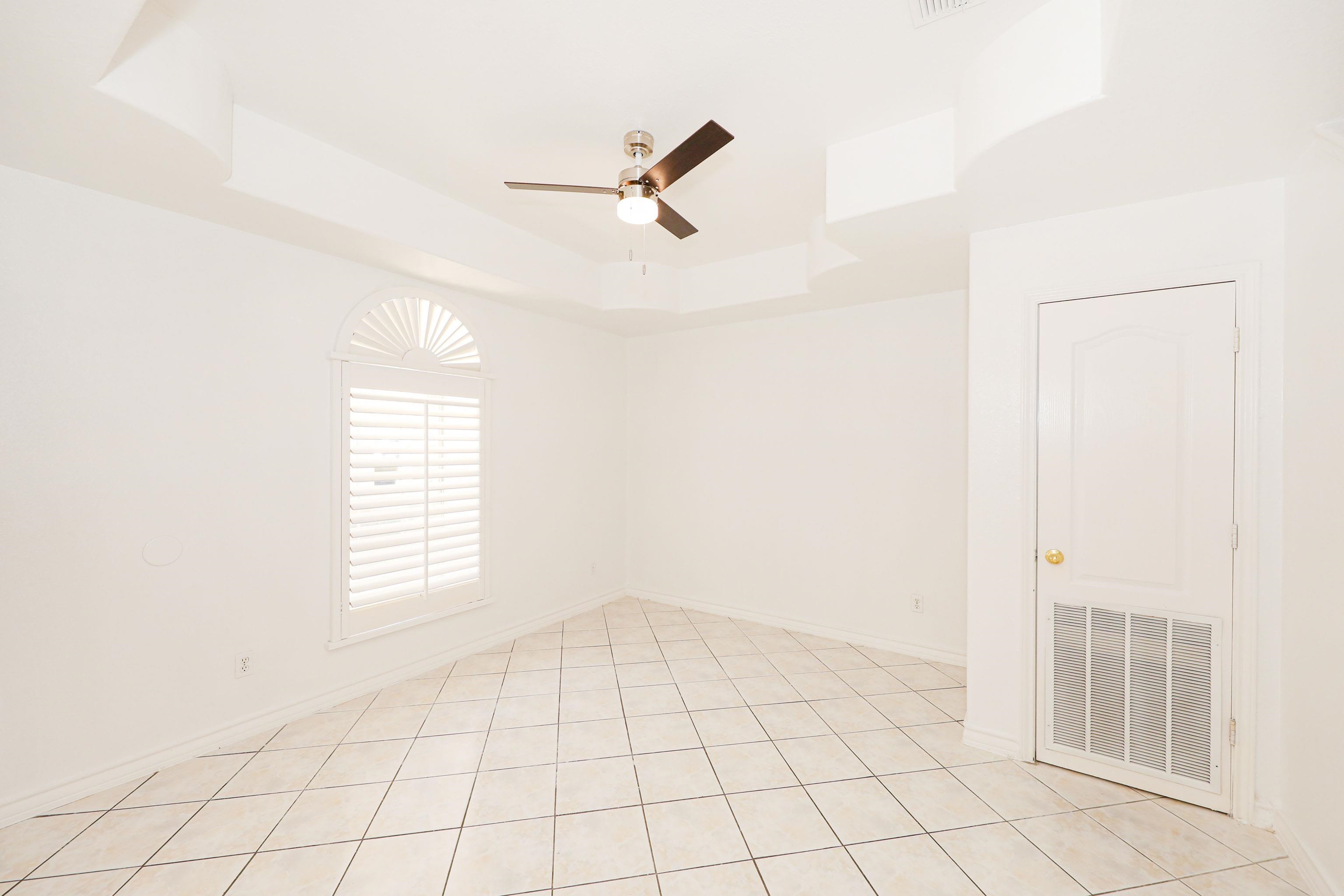 1000 Ranchway Dr Unit: 15