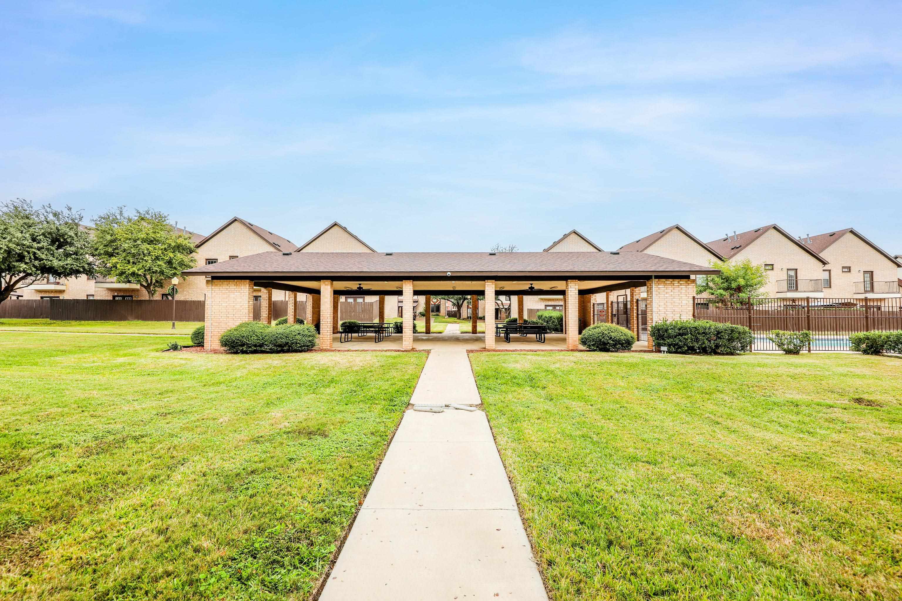 2445 Monarch Dr Unit: 1003