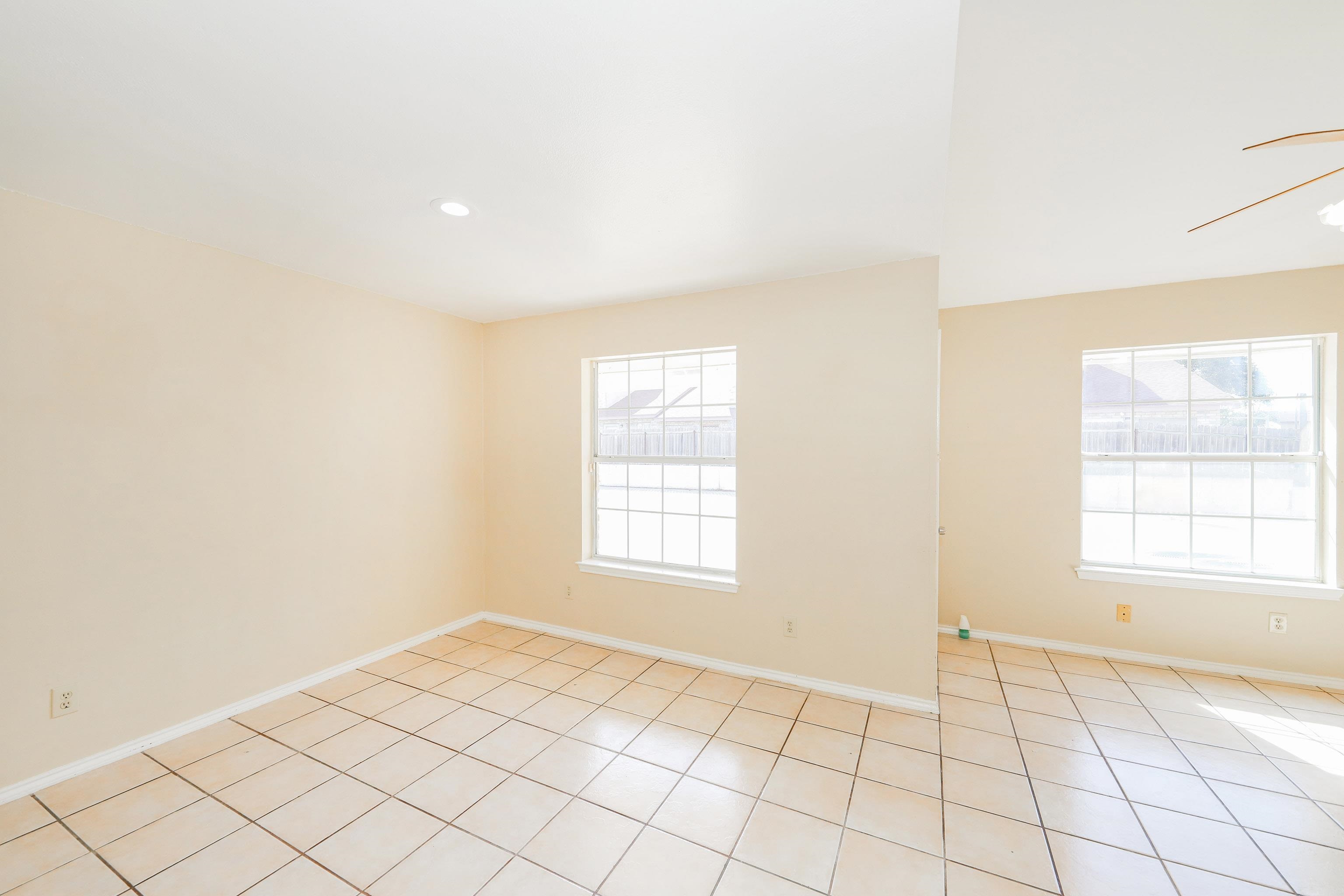 8911 McPherson Rd Unit: 2A