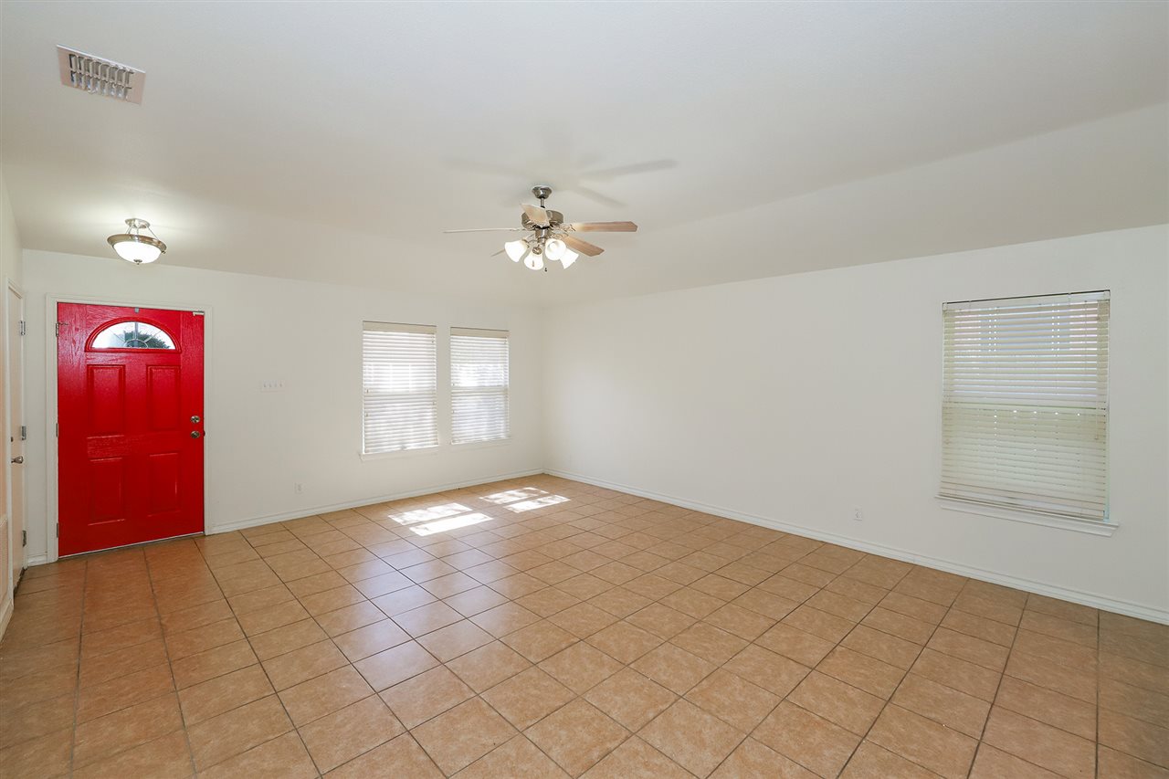 618 Ovenbird Thicket Dr