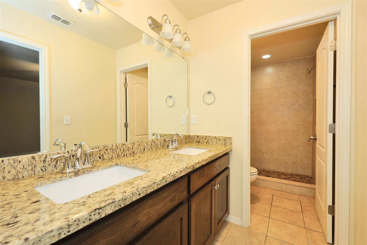 5610 Montevista Dr. Unit: 5610