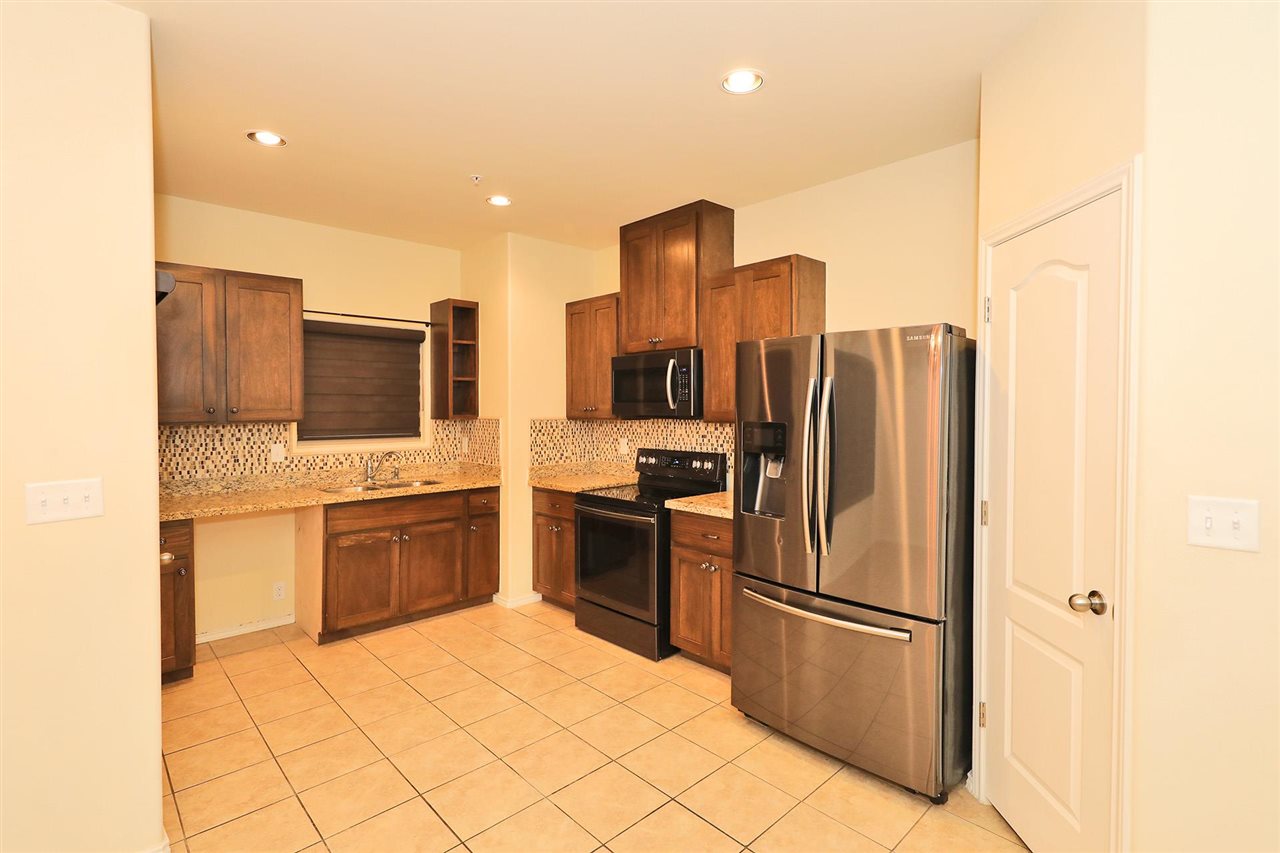 5610 Montevista Dr. Unit: 5610