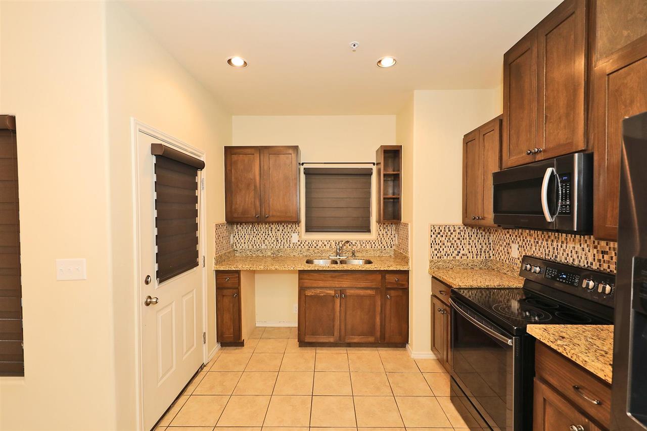 5610 Montevista Dr. Unit: 5610