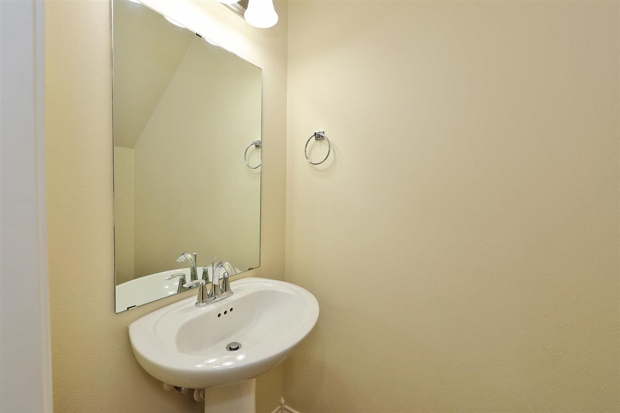 5610 Montevista Dr. Unit: 5610