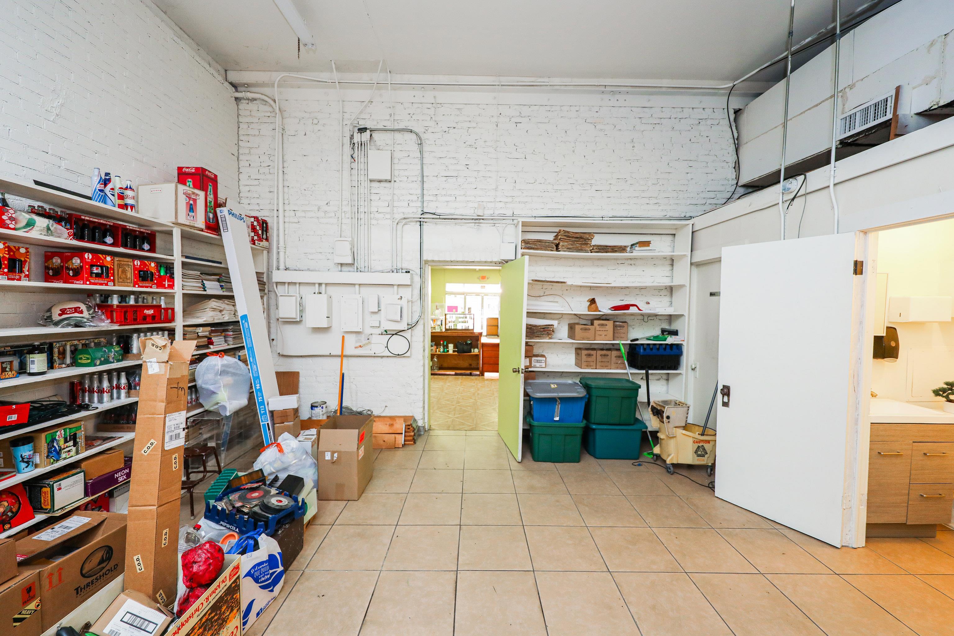 1217 Hidalgo St Unit: 1