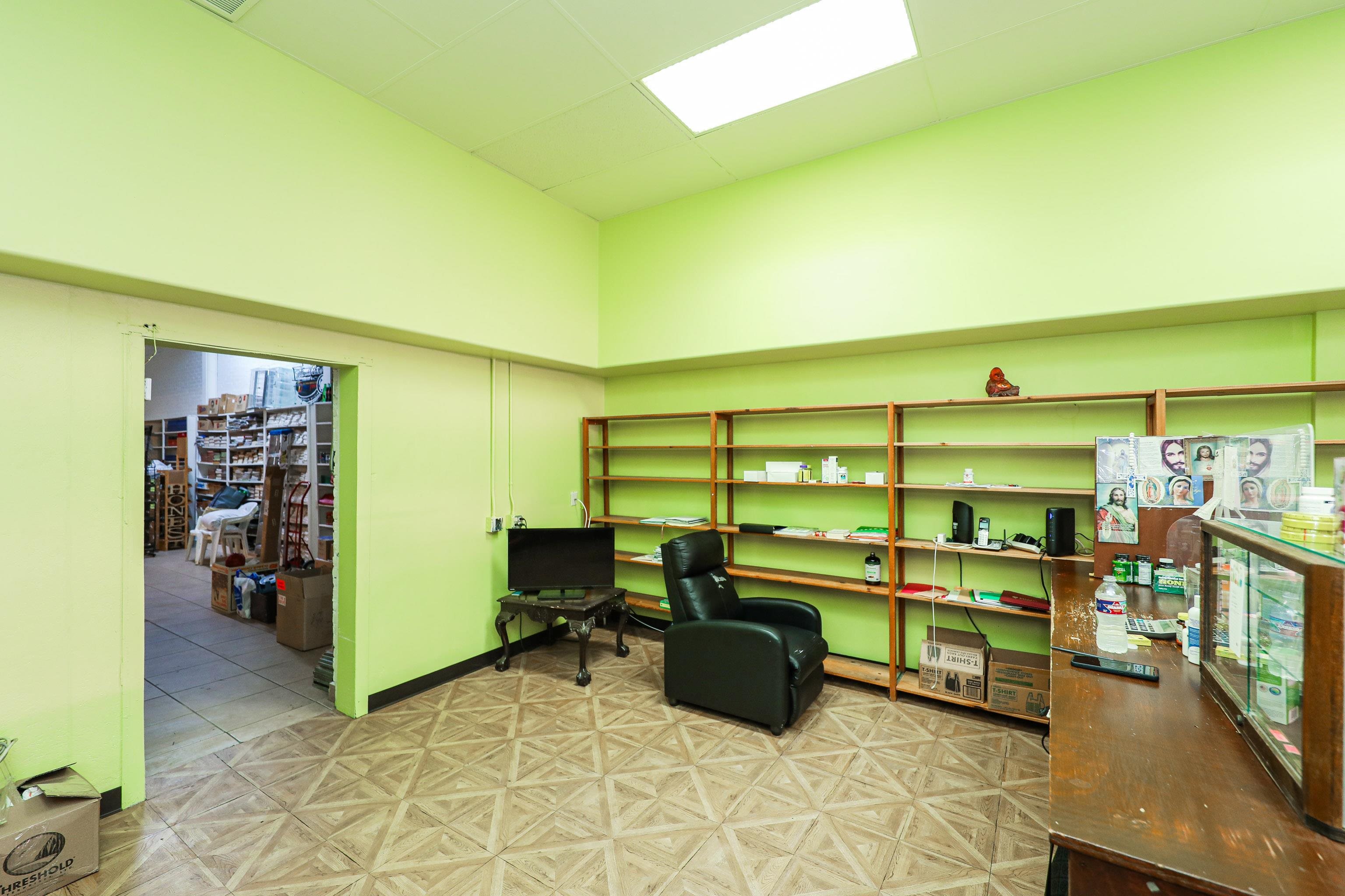 1217 Hidalgo St Unit: 1