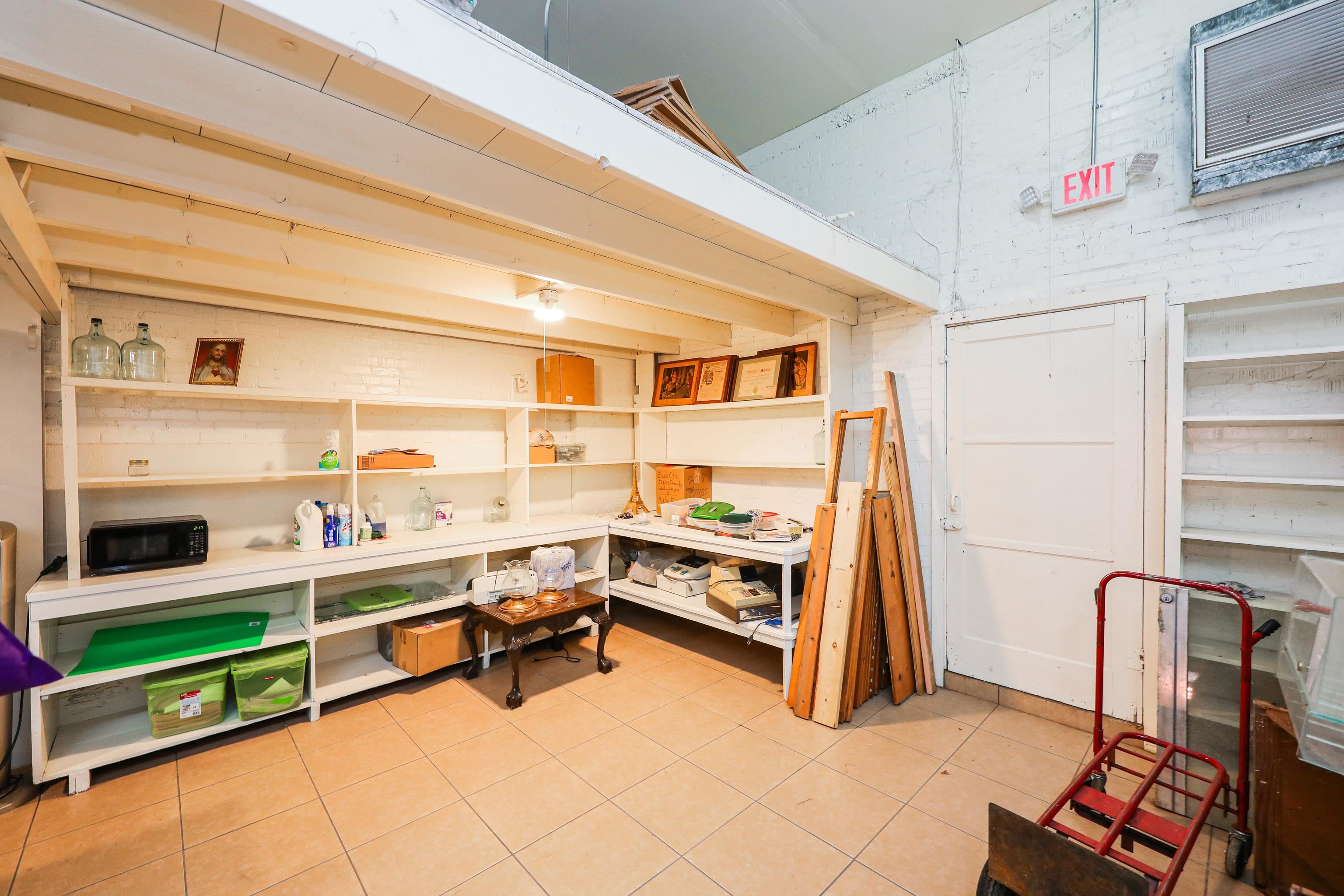 1217 Hidalgo St Unit: 1