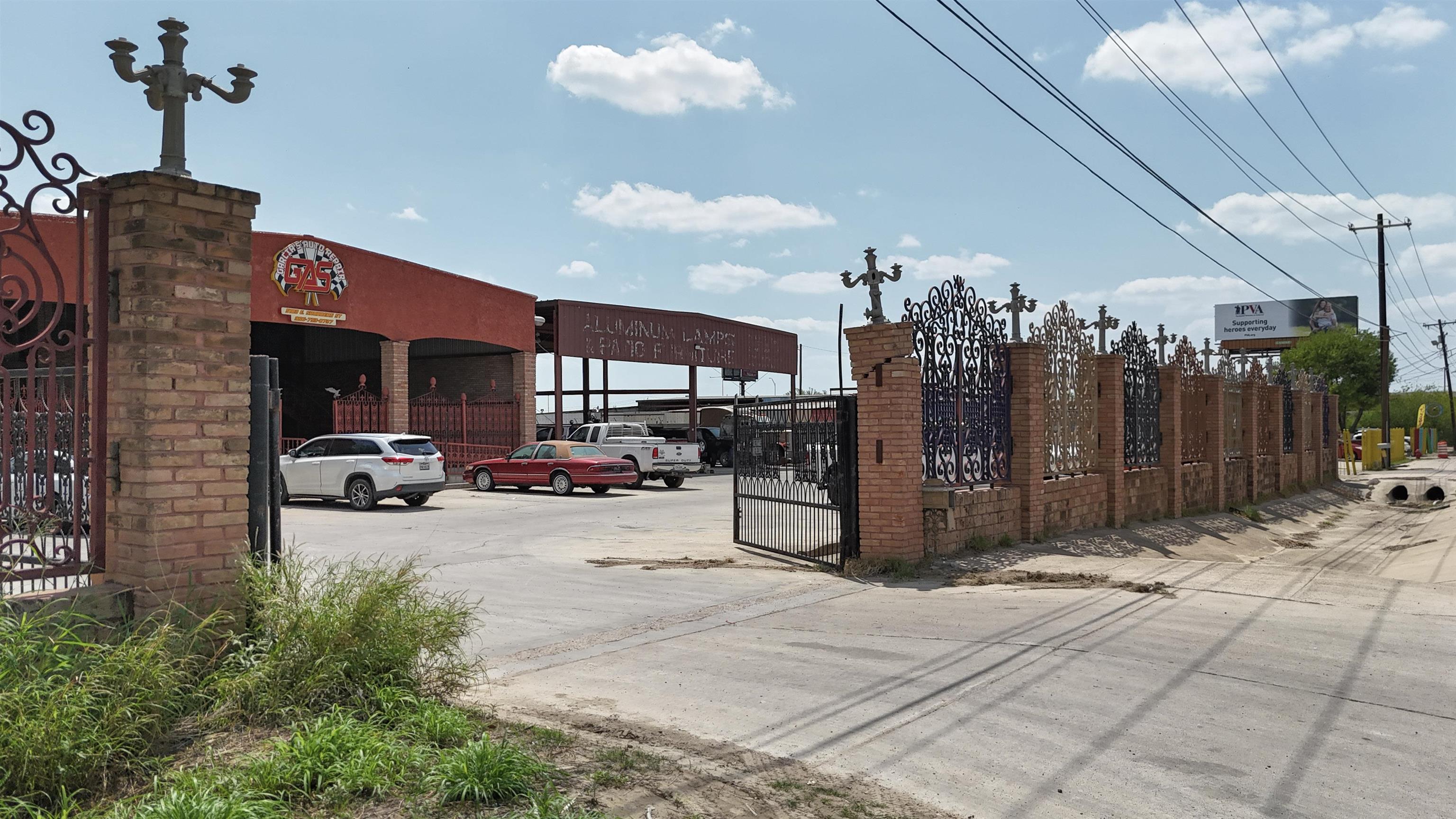 5103 E U.S. Hwy 59