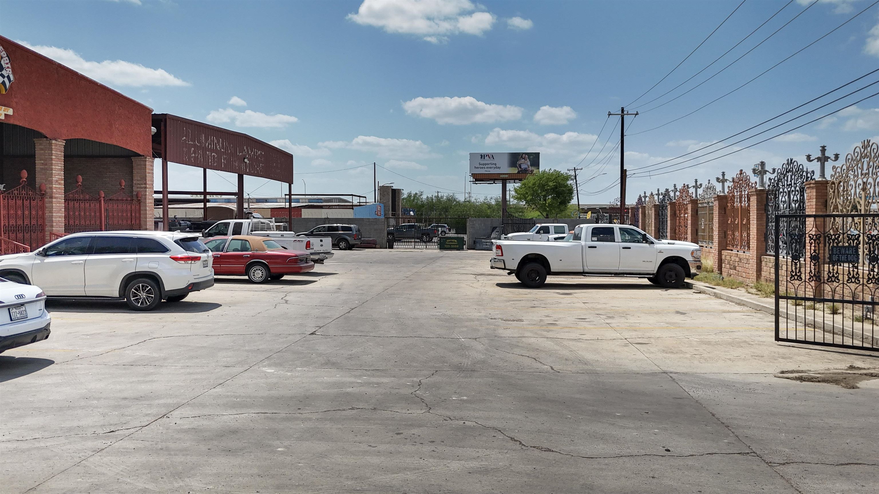5103 E U.S. Hwy 59