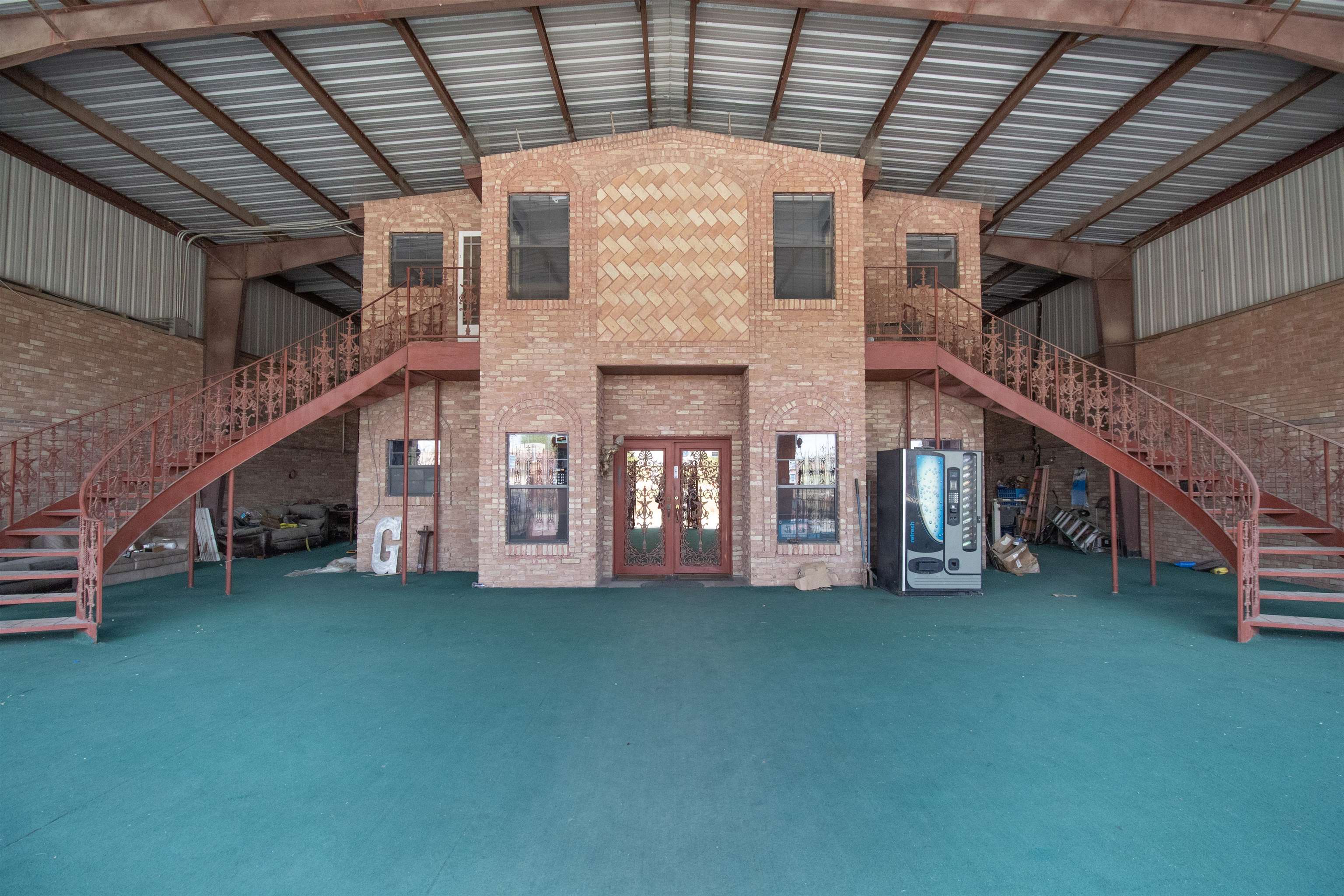 5103 E U.S. Hwy 59