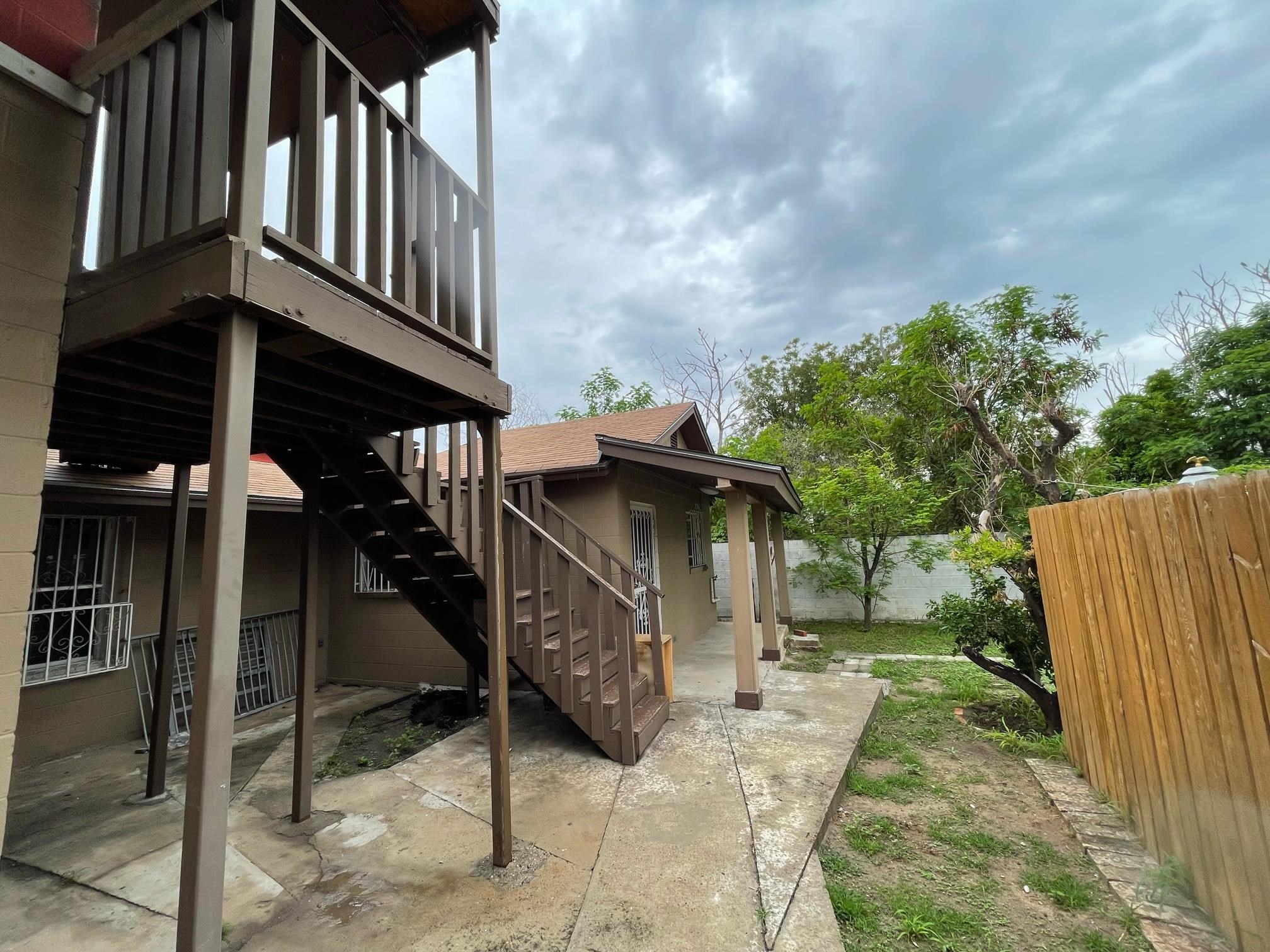 1517 Garcia St Unit: C