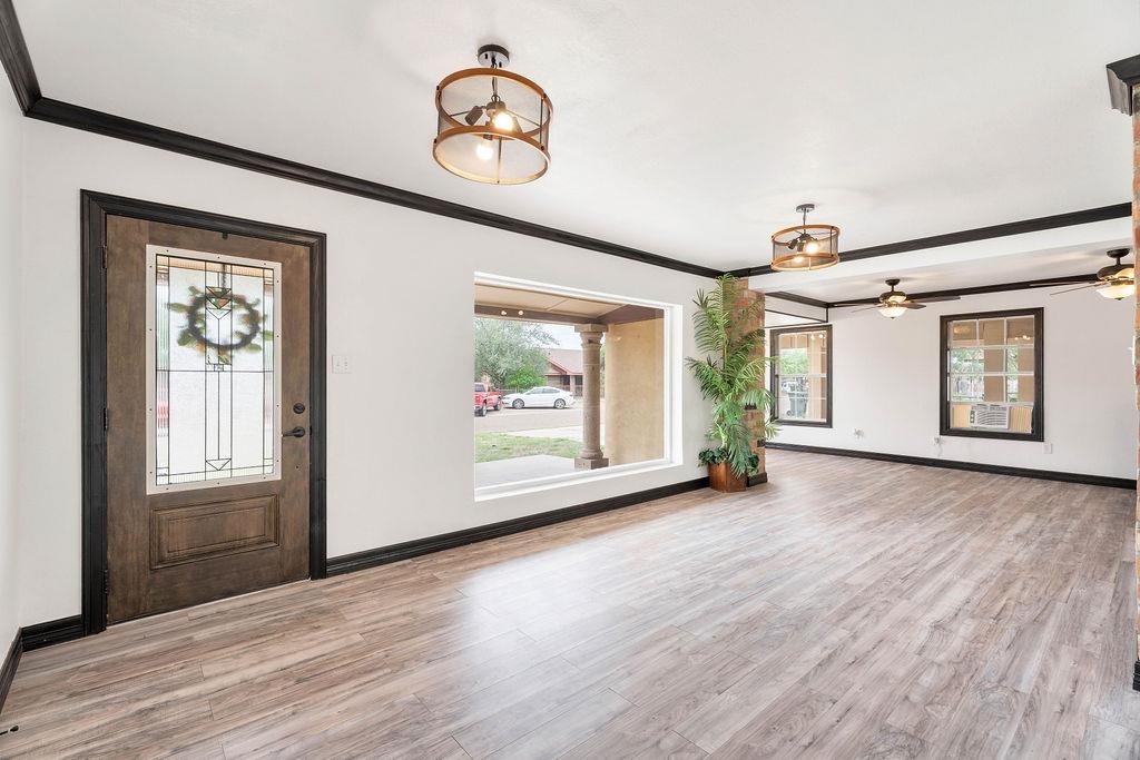 1902 Carla St