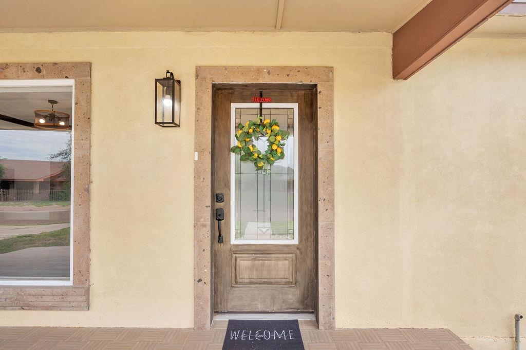 1902 Carla St