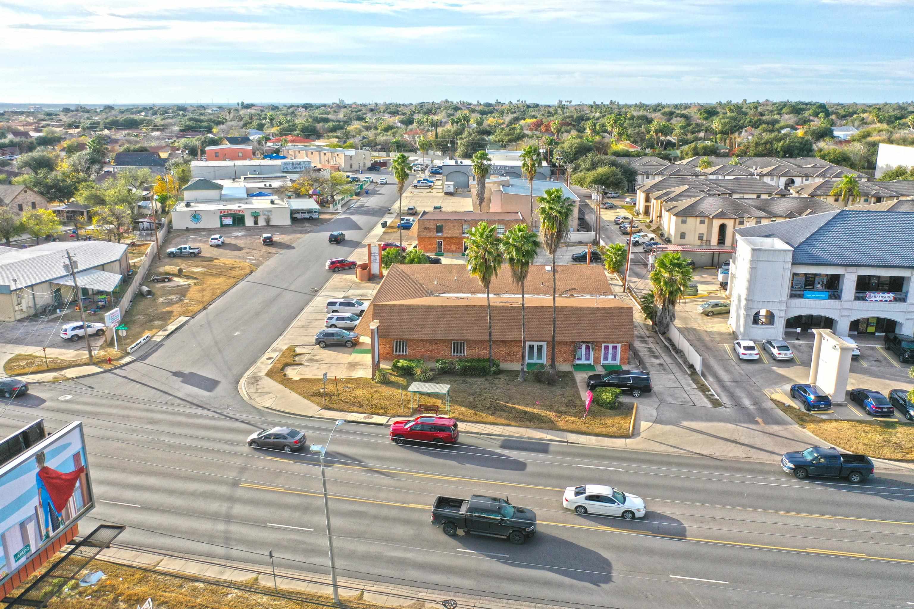 6202 McPherson Rd Unit: 9