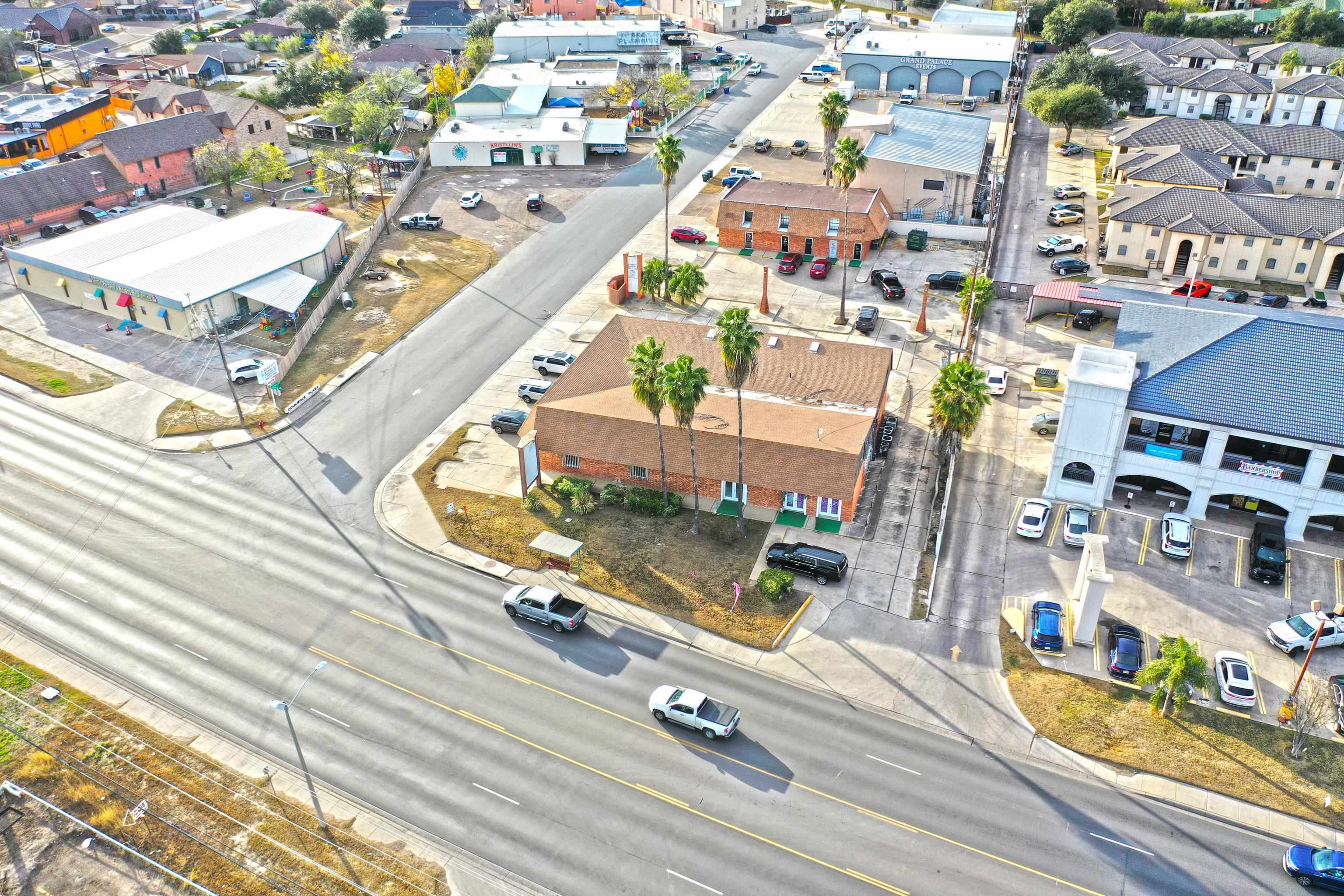 6202 McPherson Rd Unit: 8