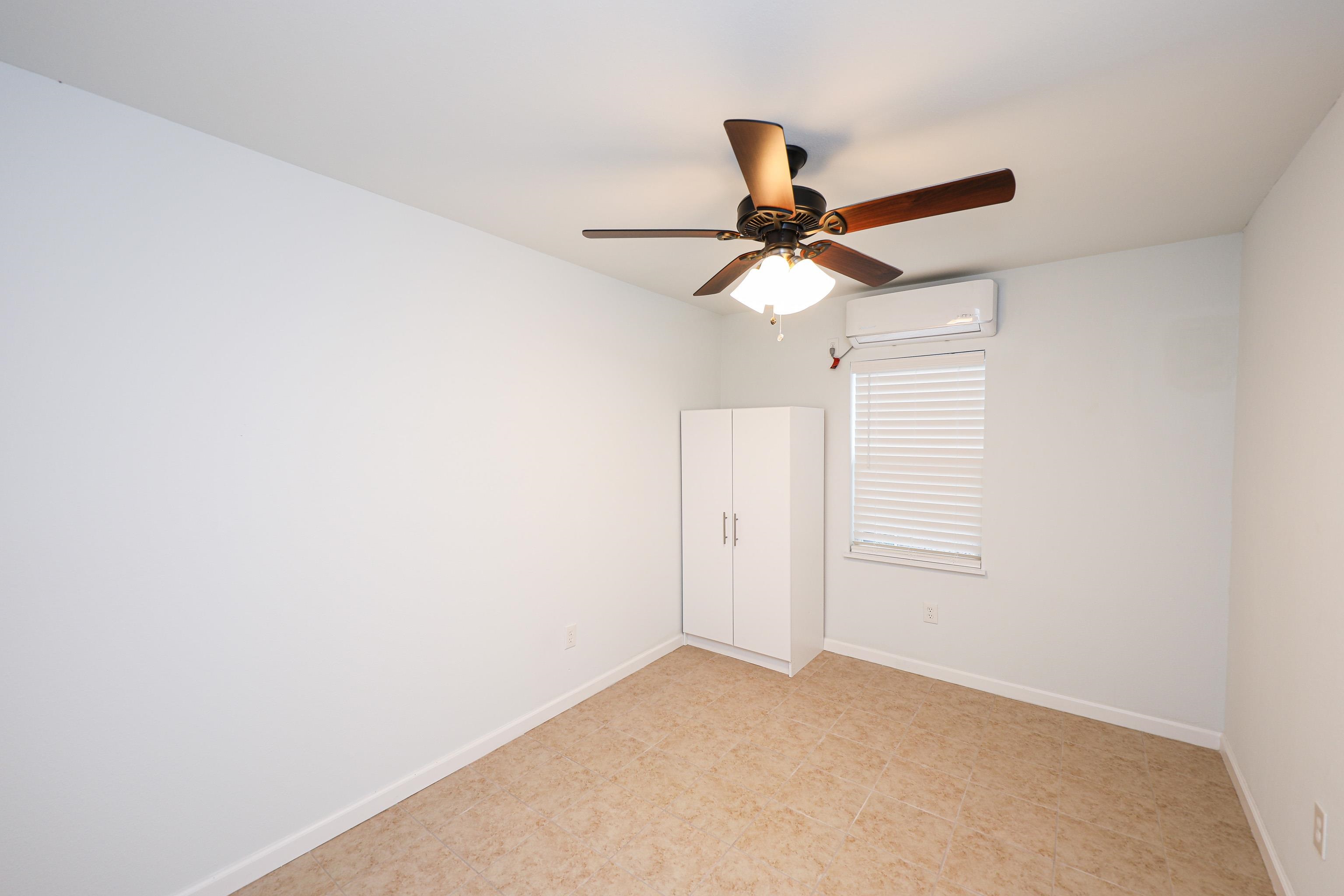 2004 Garza St