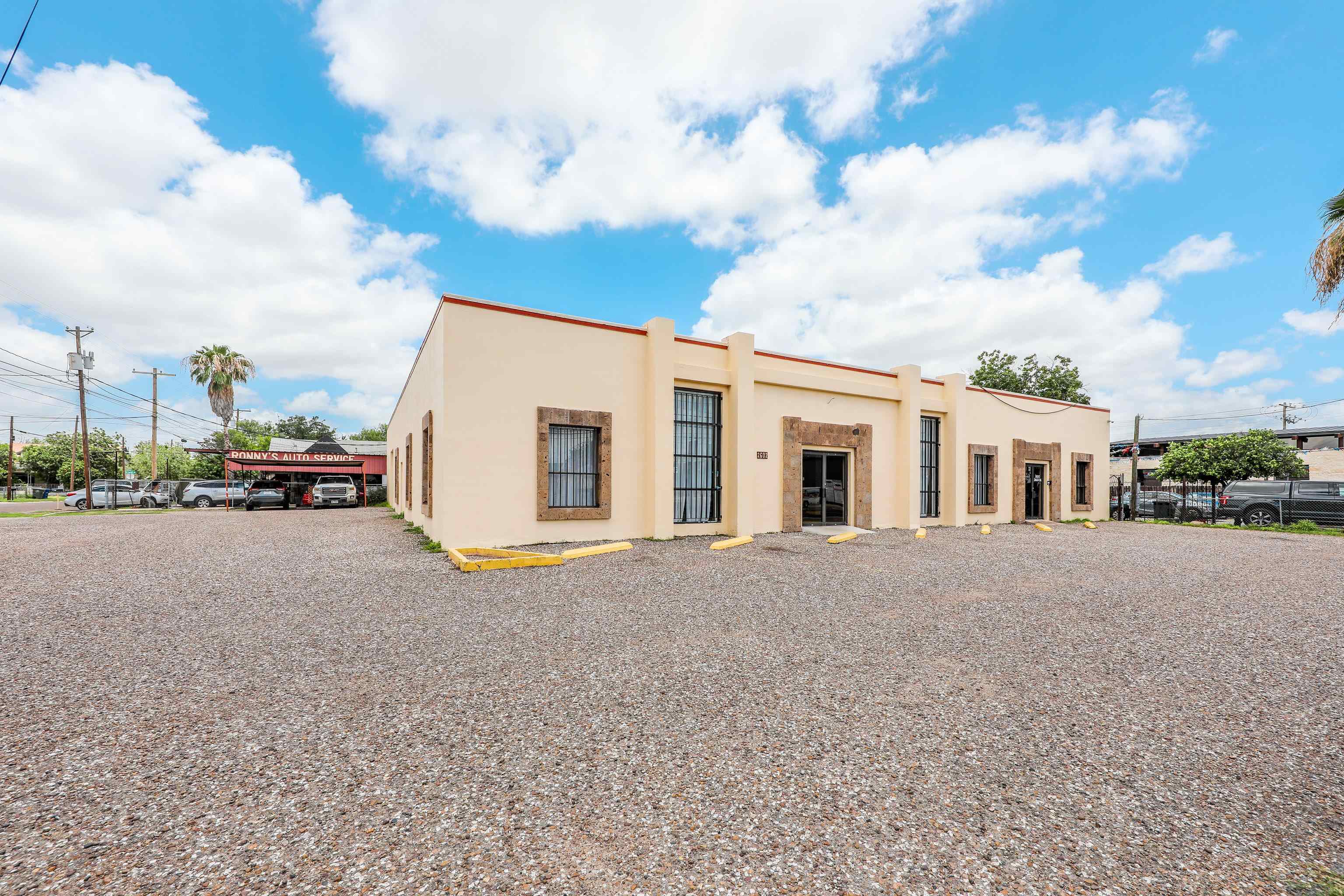 2606 San Bernardo Ave
