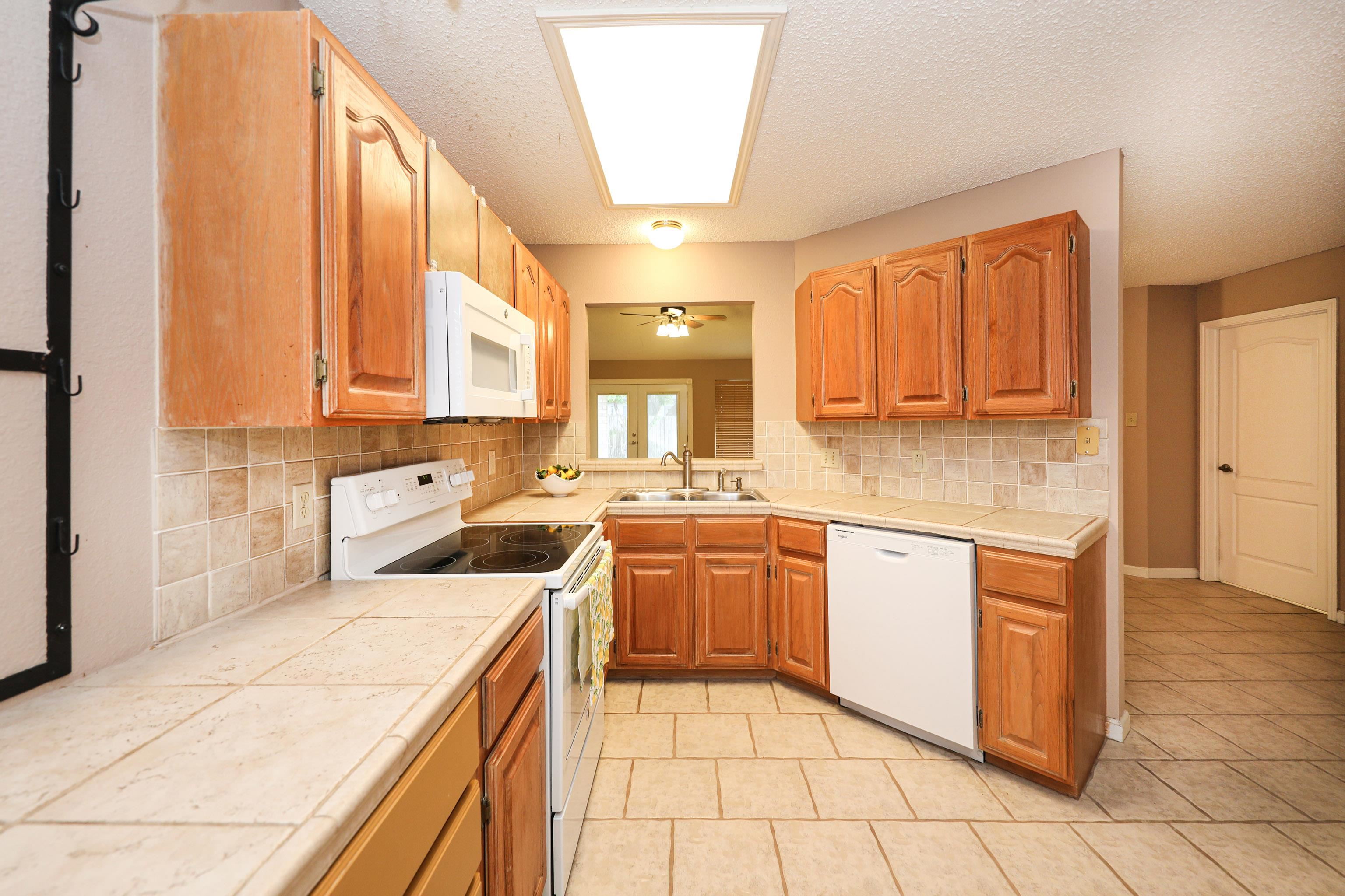 423 St Croix Dr