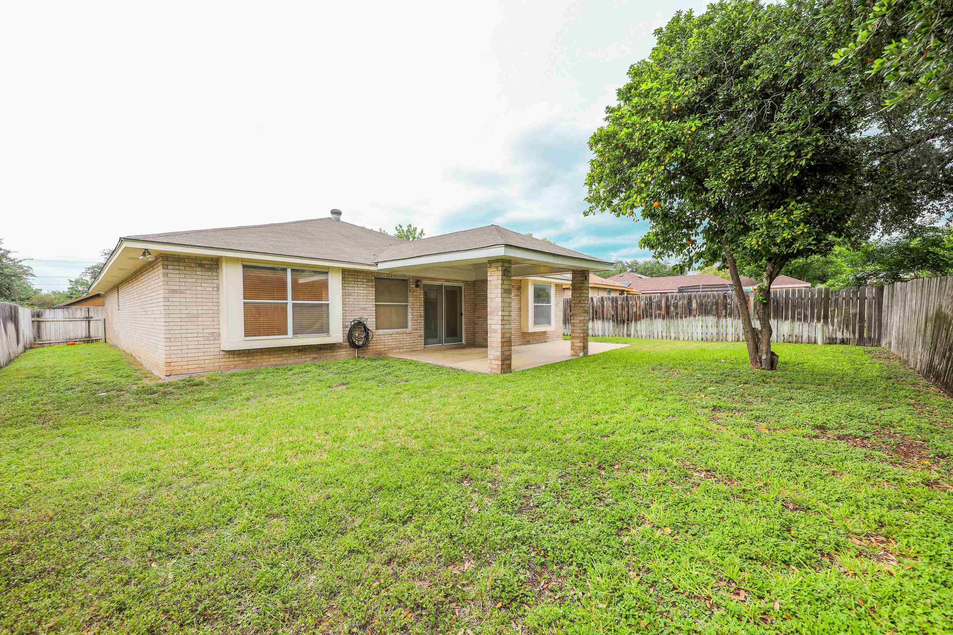 423 St Croix Dr