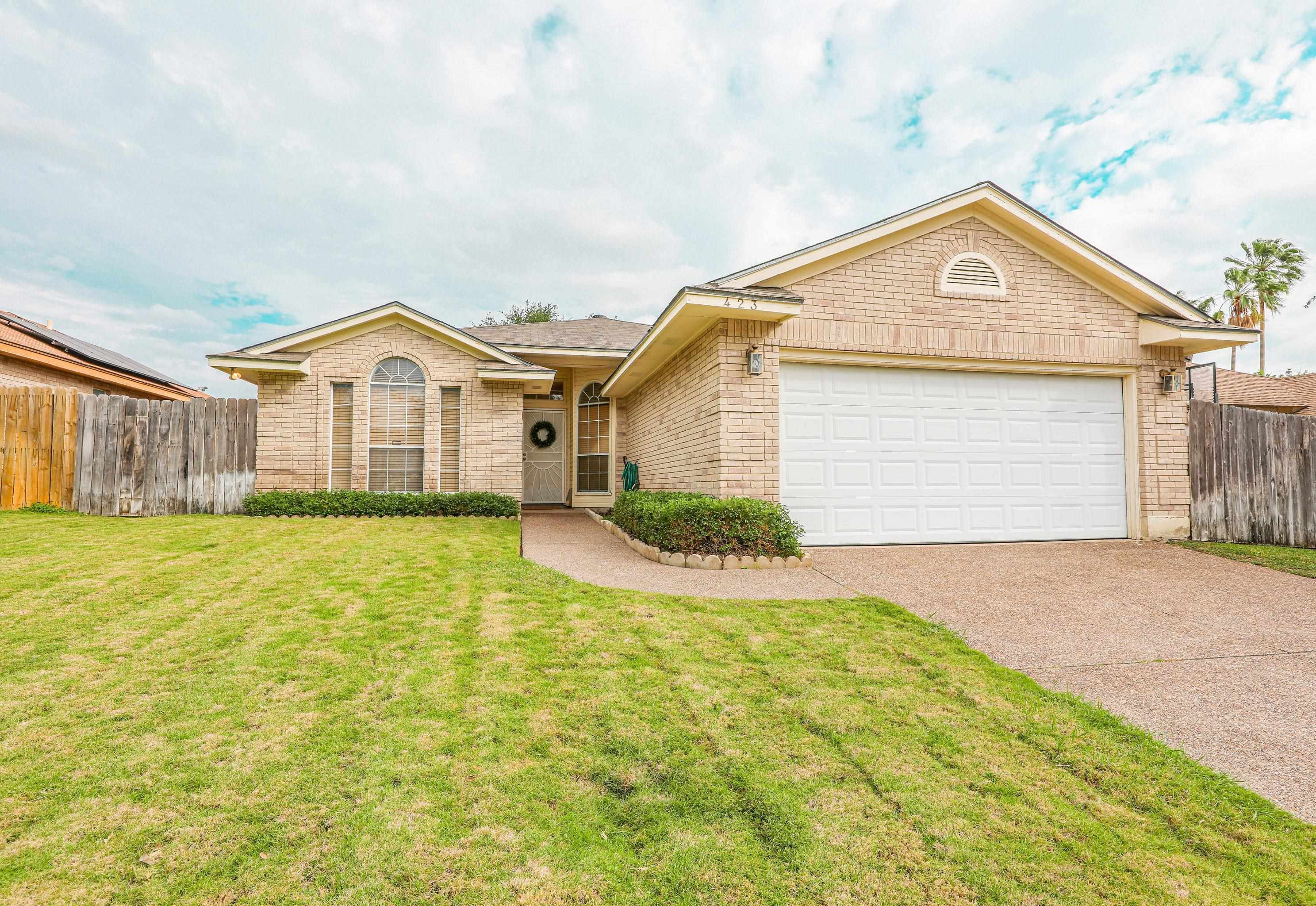 423 St Croix Dr