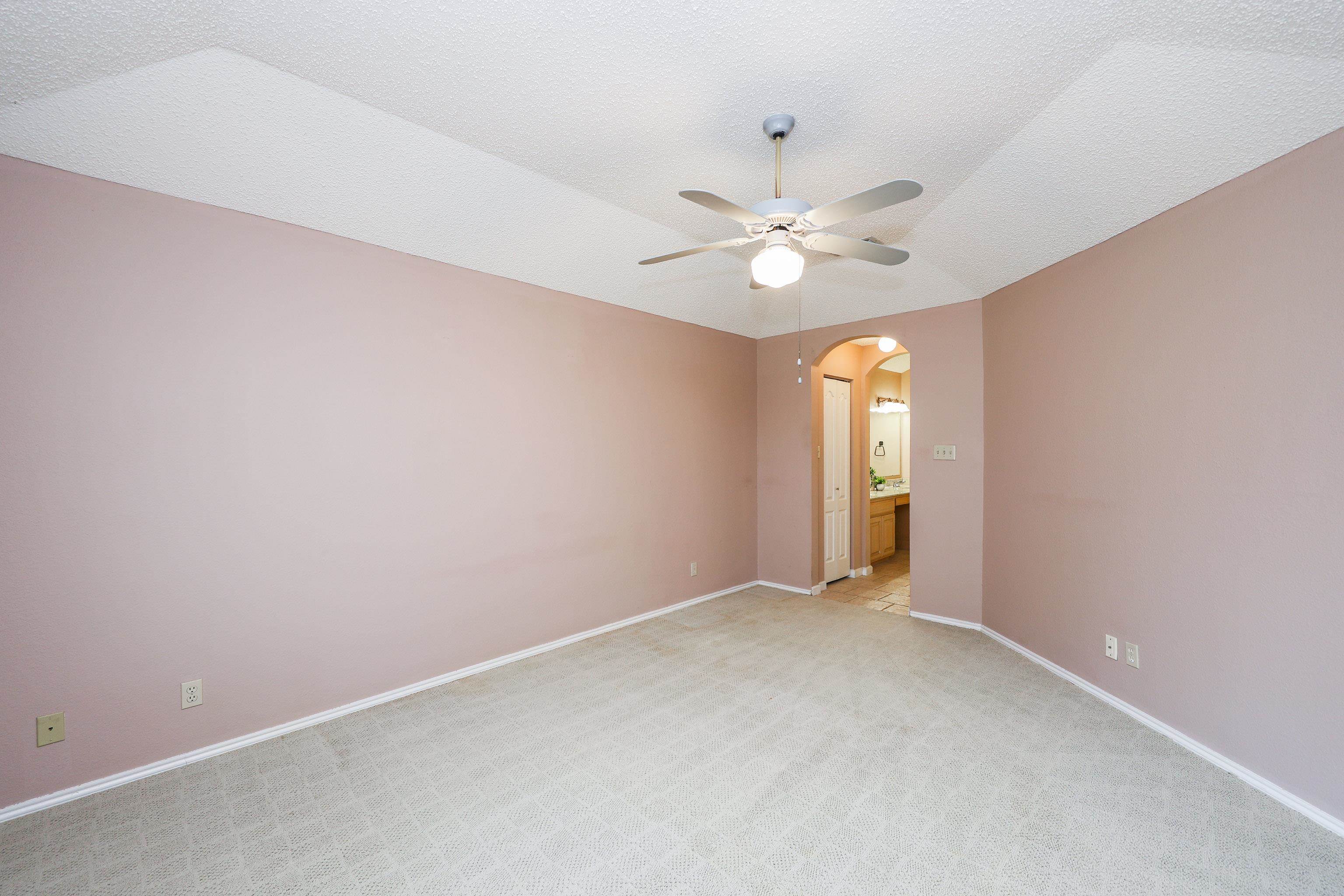 423 St Croix Dr