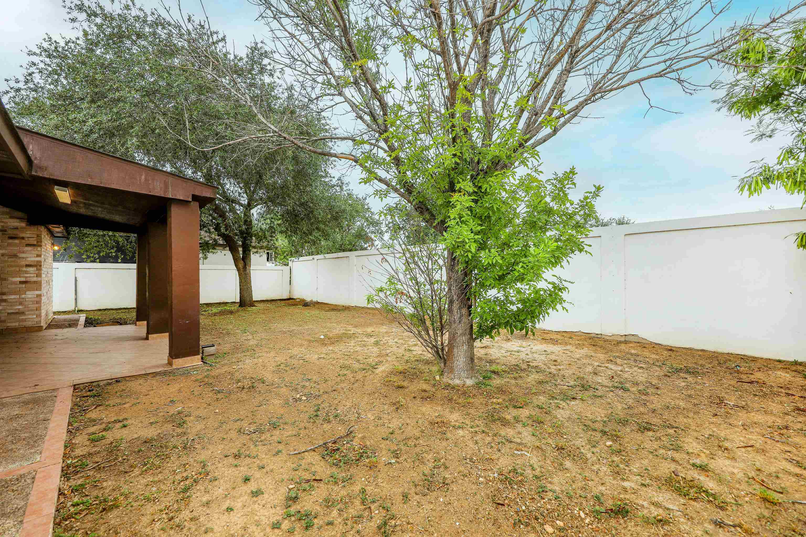 1924 Yukon Ln