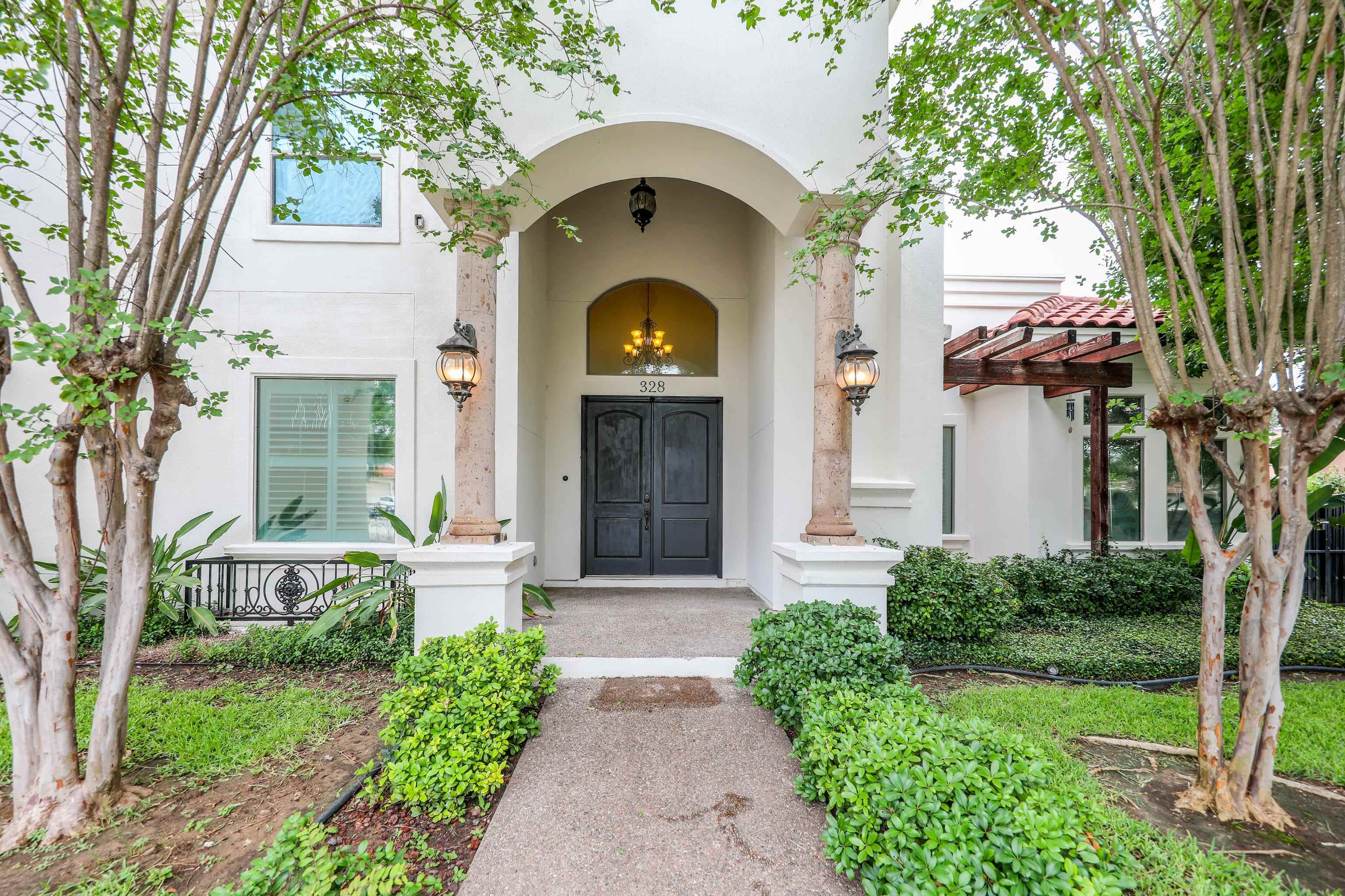 328 Lake Powell Dr