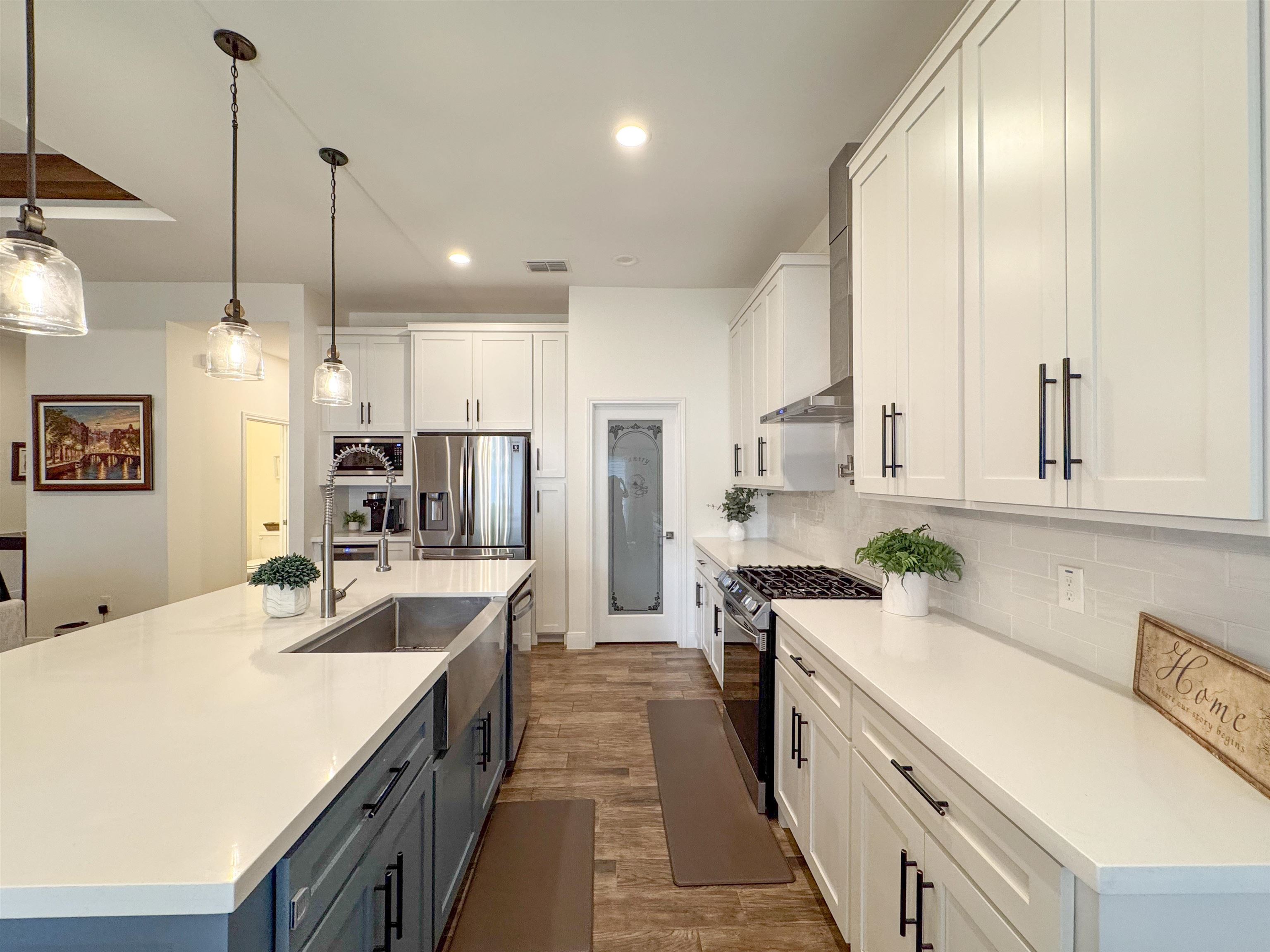 2421 Messi St.