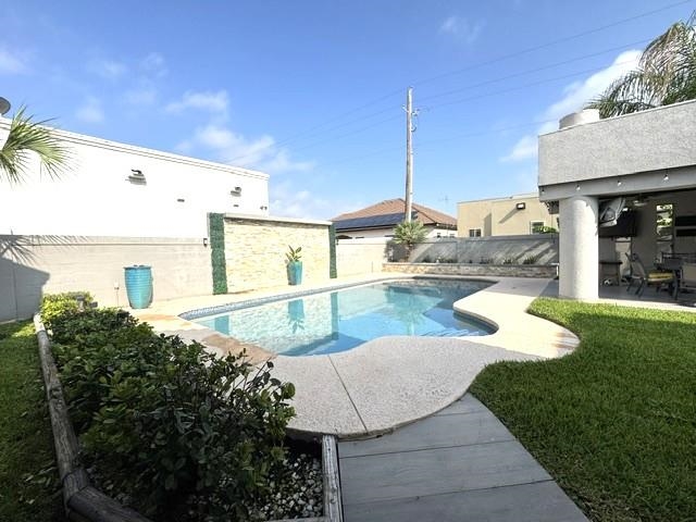 2920 O'Henry Dr