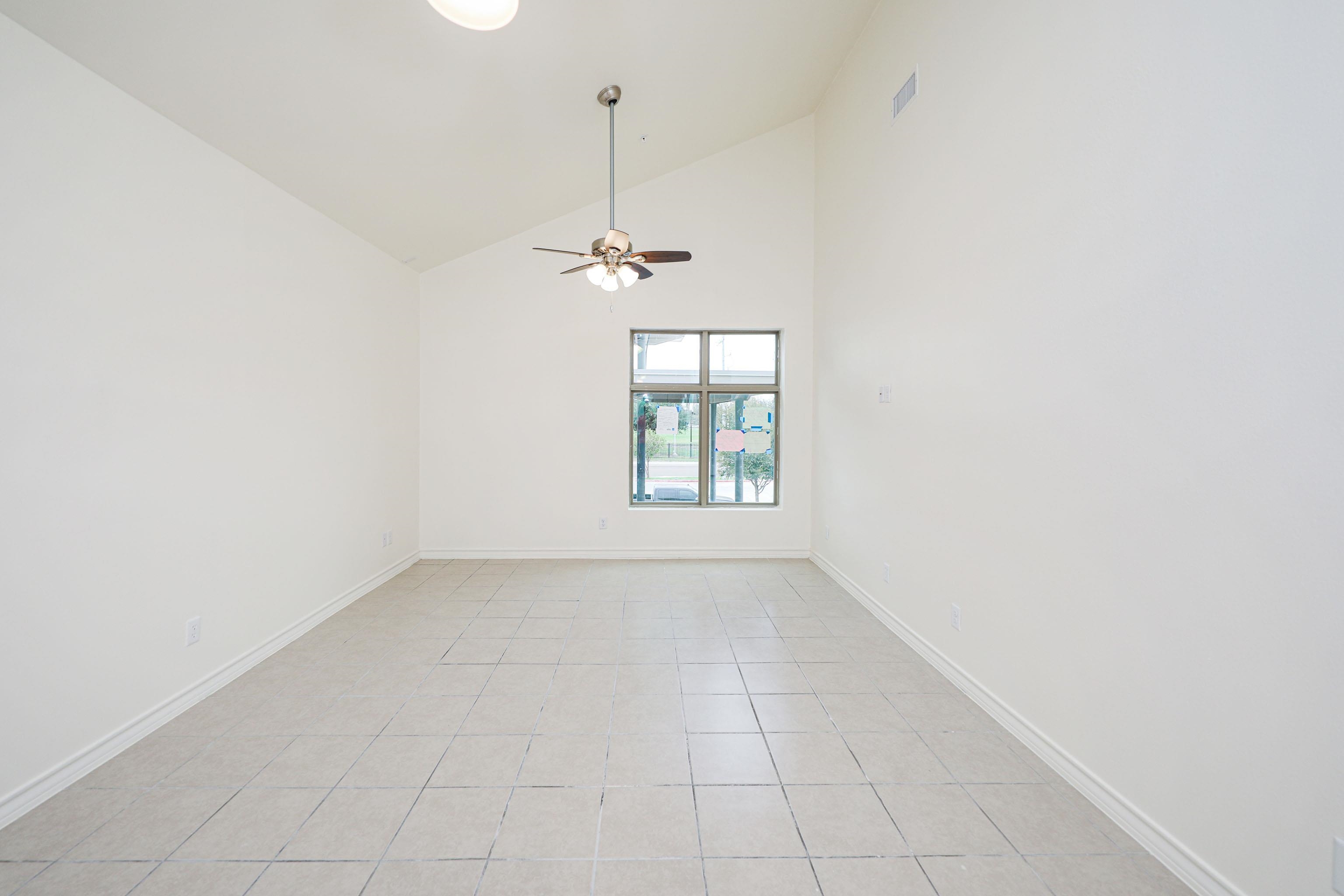 1511 Don Camilo Blvd Unit: 7