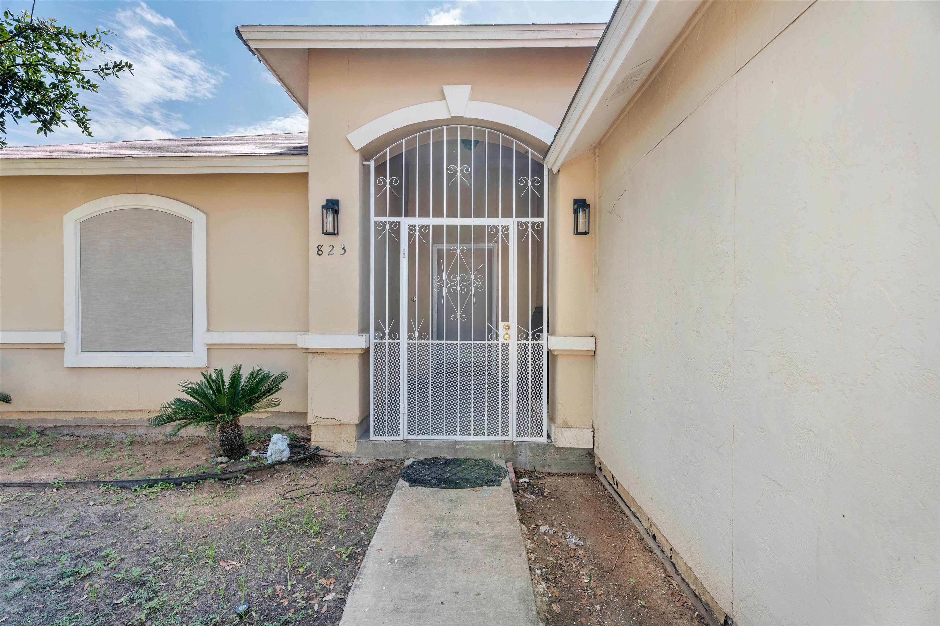 823 Witherspoon Lp