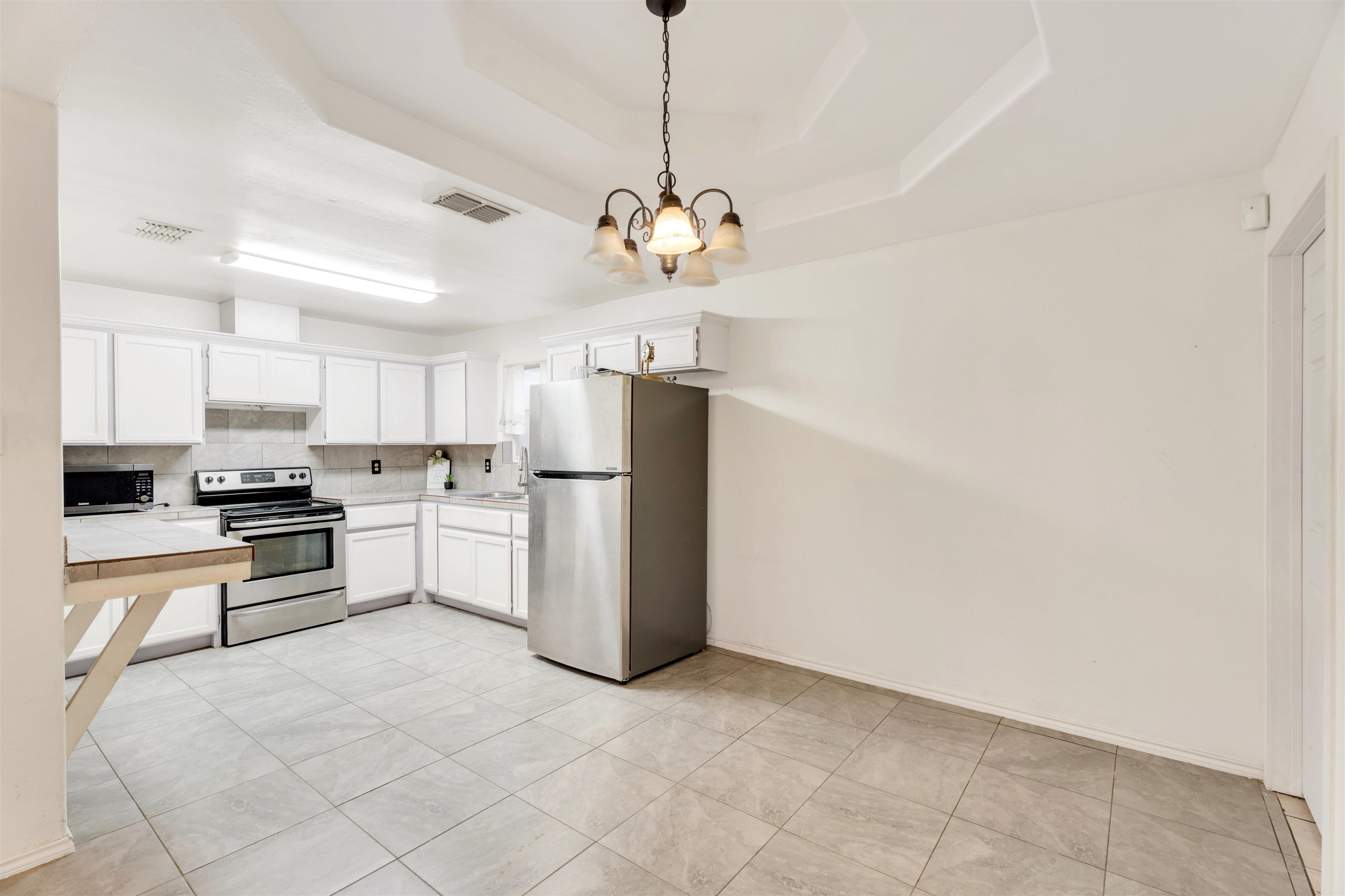 823 Witherspoon Lp