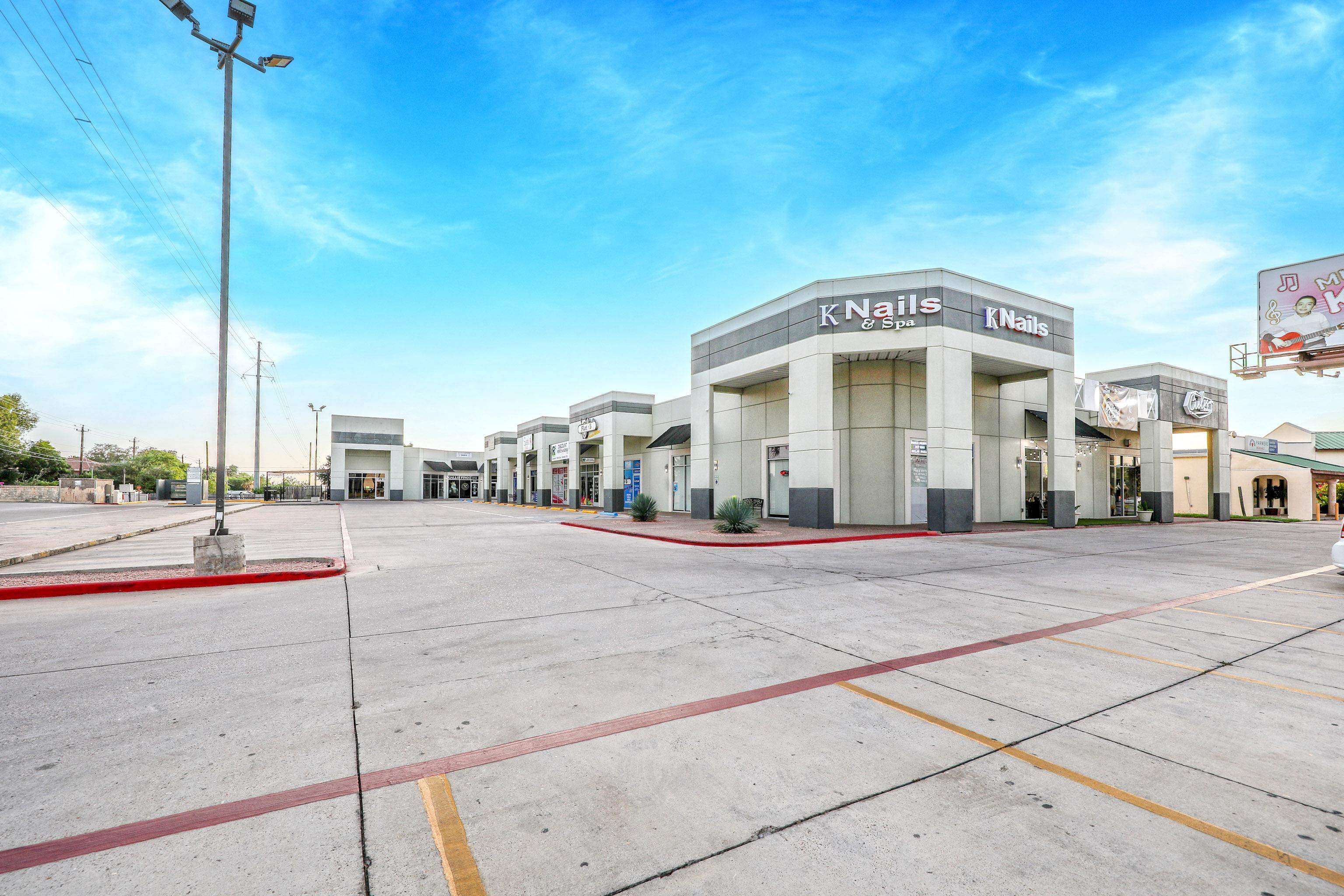 8602 McPherson Rd Unit: 14