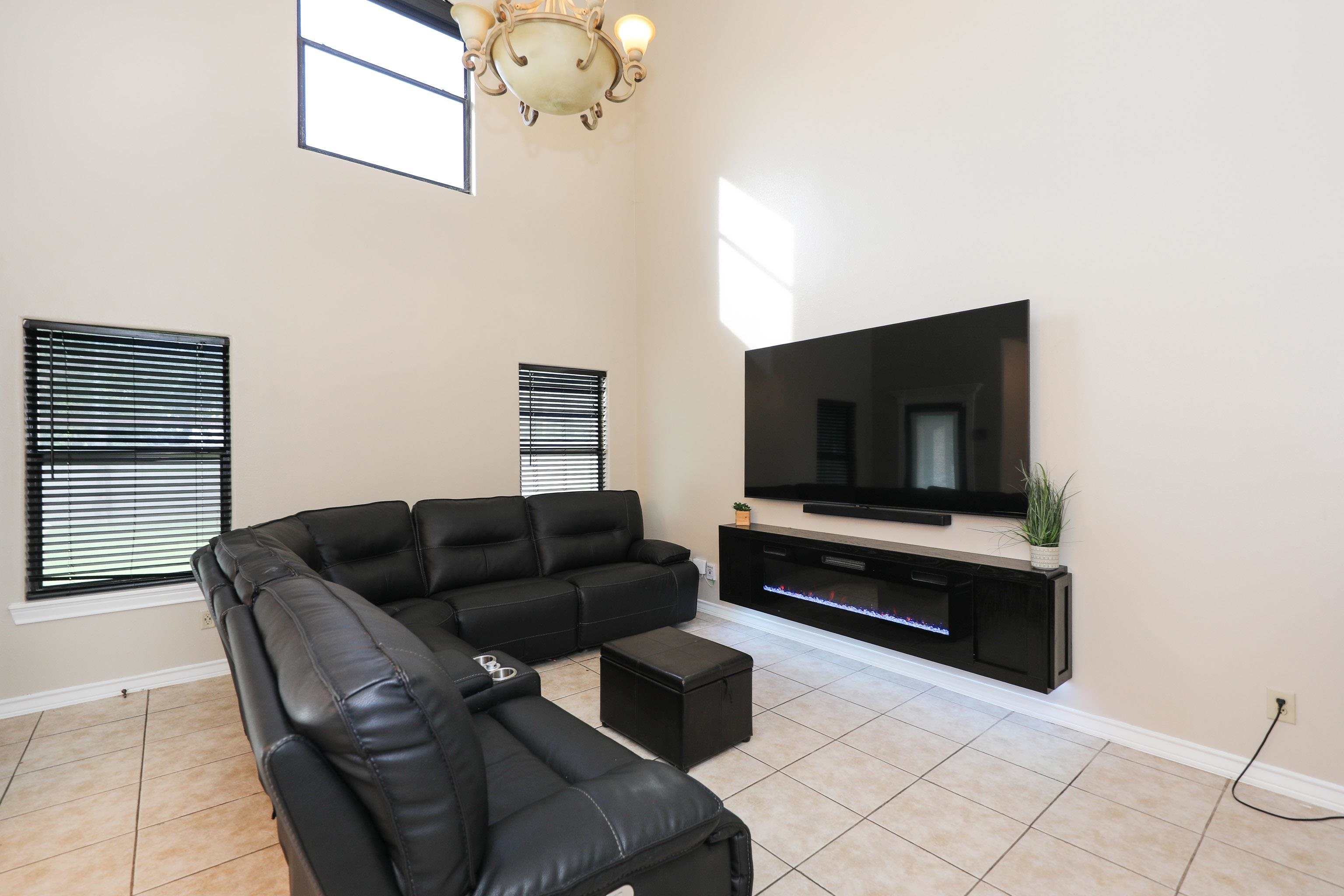 3630 Josefina Dr