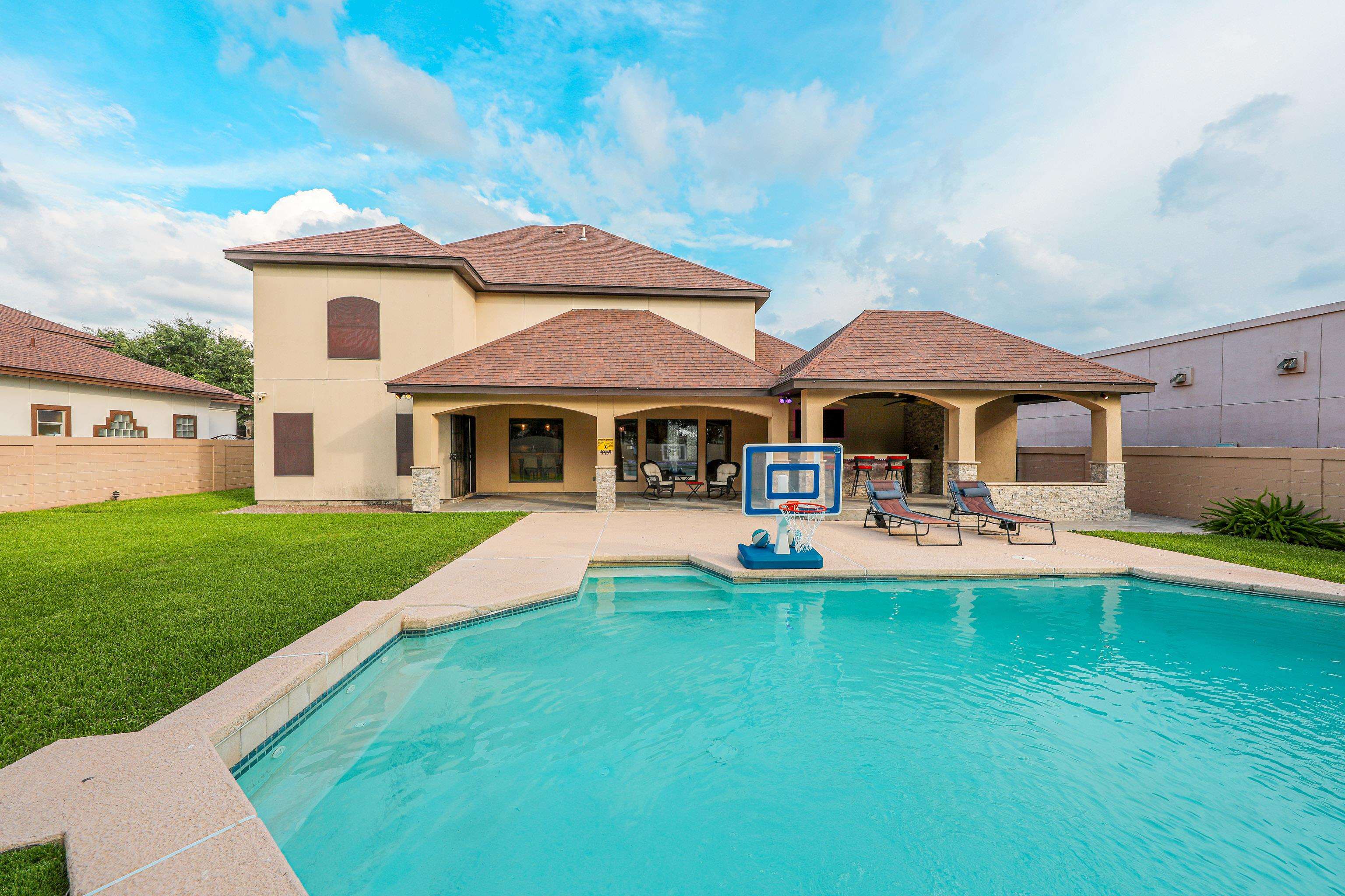 3630 Josefina Dr