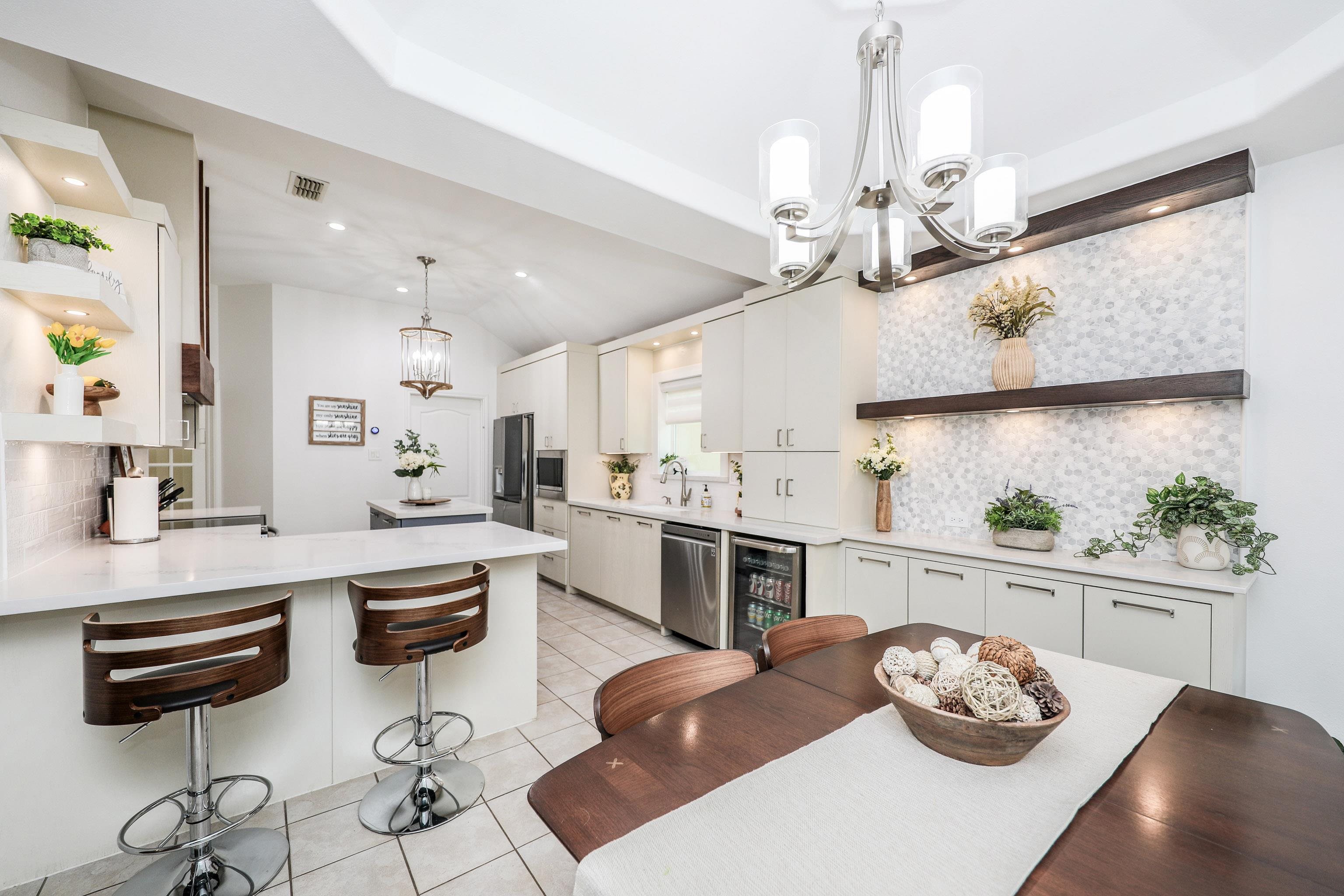 8730 Aida Ct