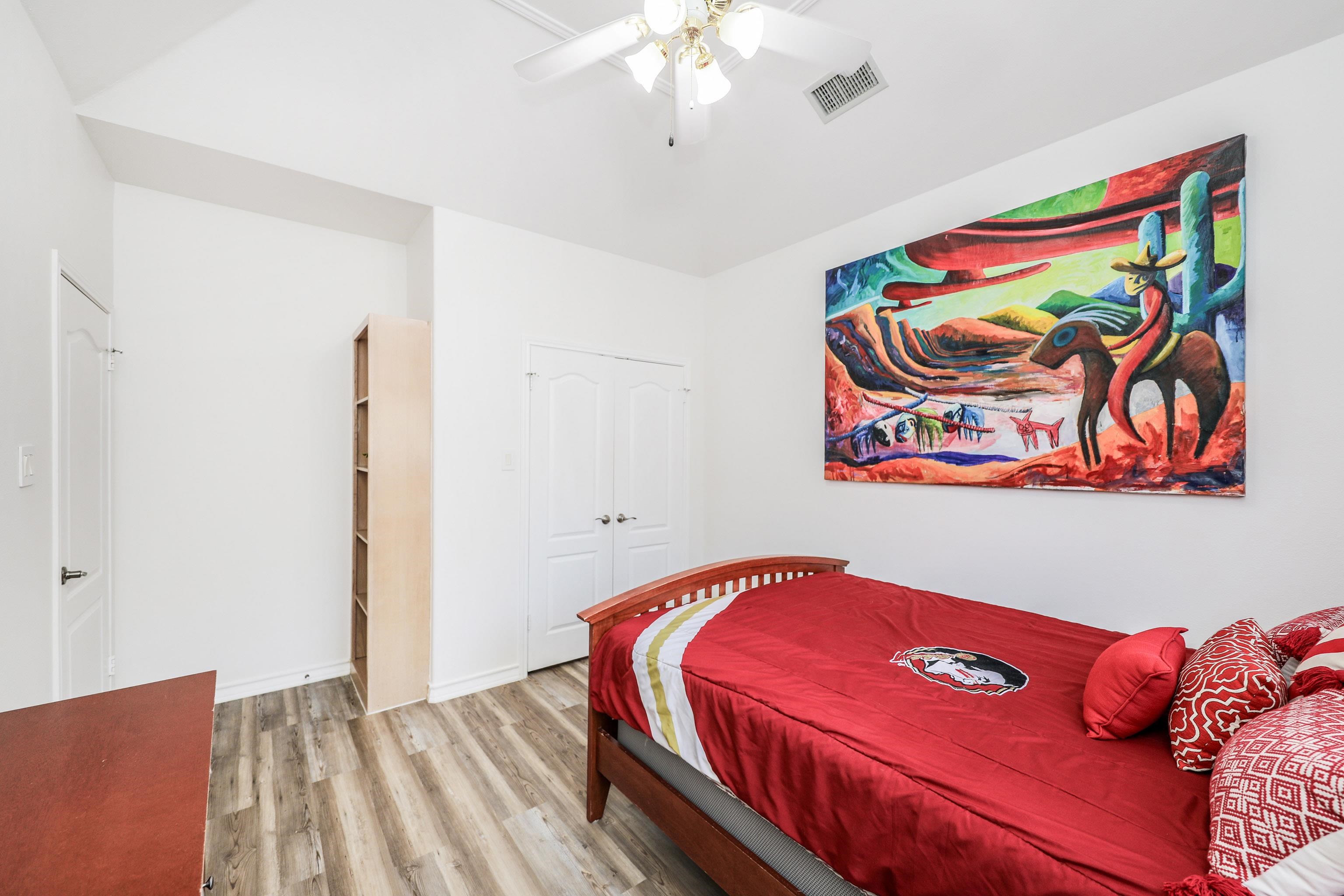 8730 Aida Ct