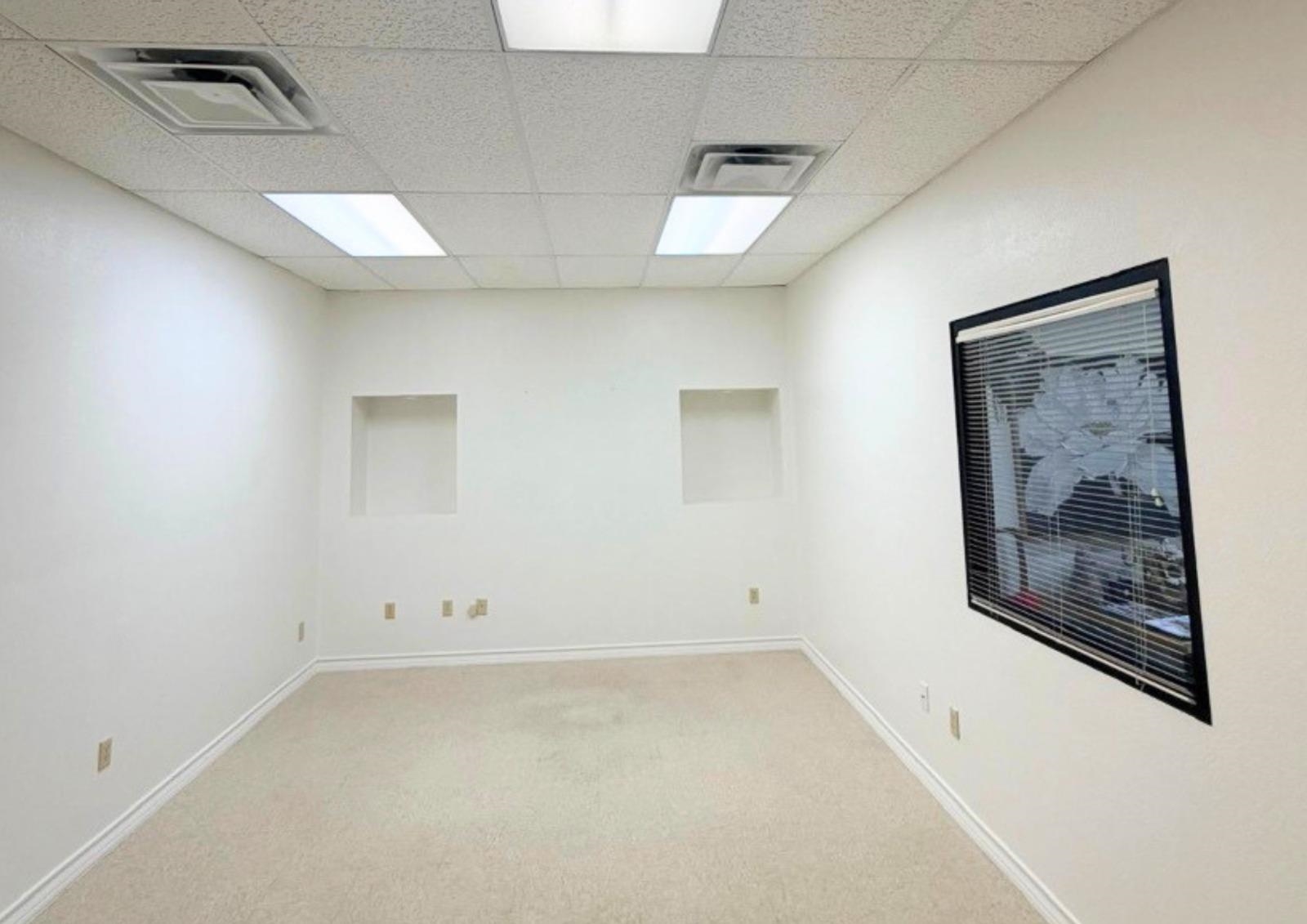 107 Calle Del Norte Unit: Unit 1-C, Suite#11