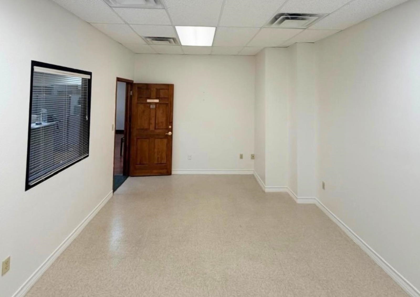 107 Calle Del Norte Unit: Unit 1-C, Suite#11