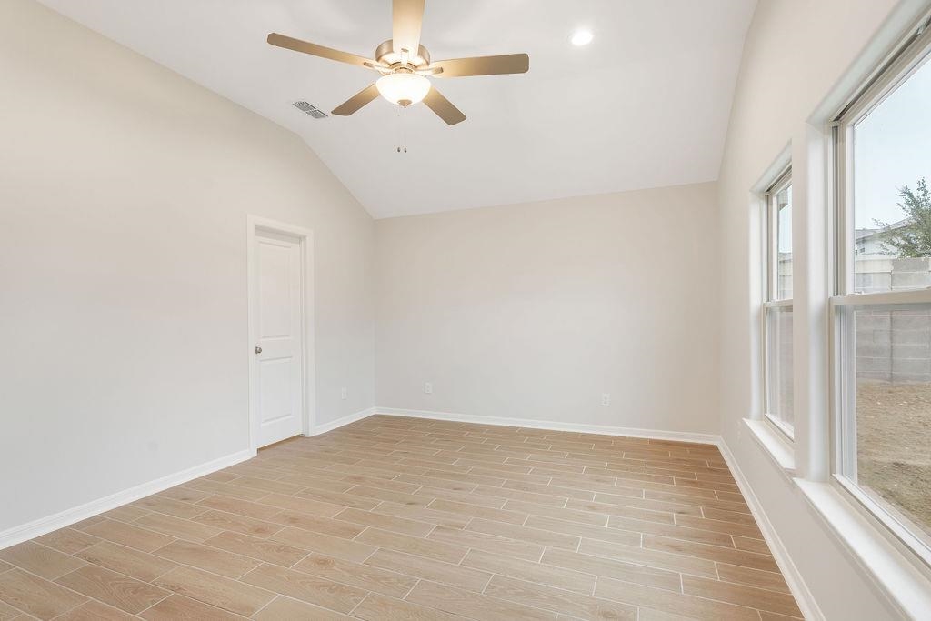 5403 Brahman Ln.