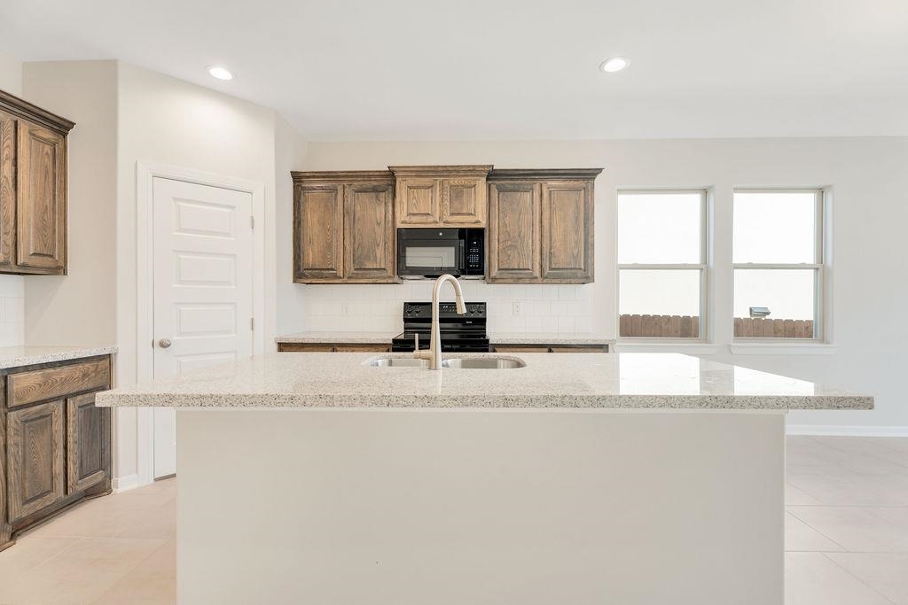 5410 Brahman Ln.