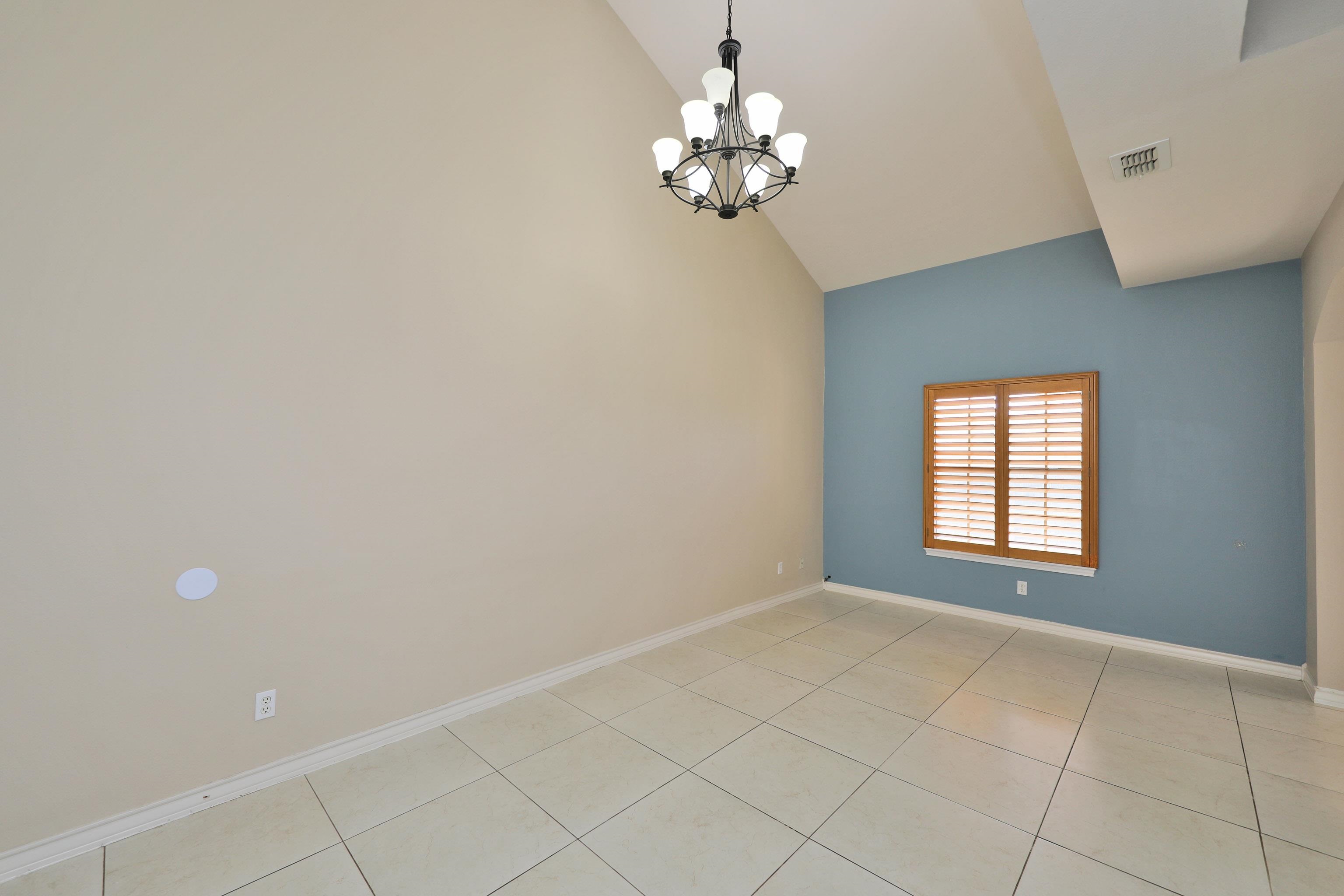 510 Shiloh Dr Unit: 704