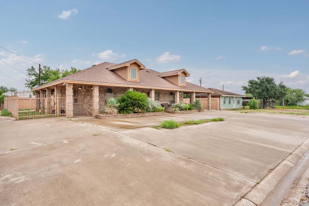 1302 Col. Antonio Zapata Avenue