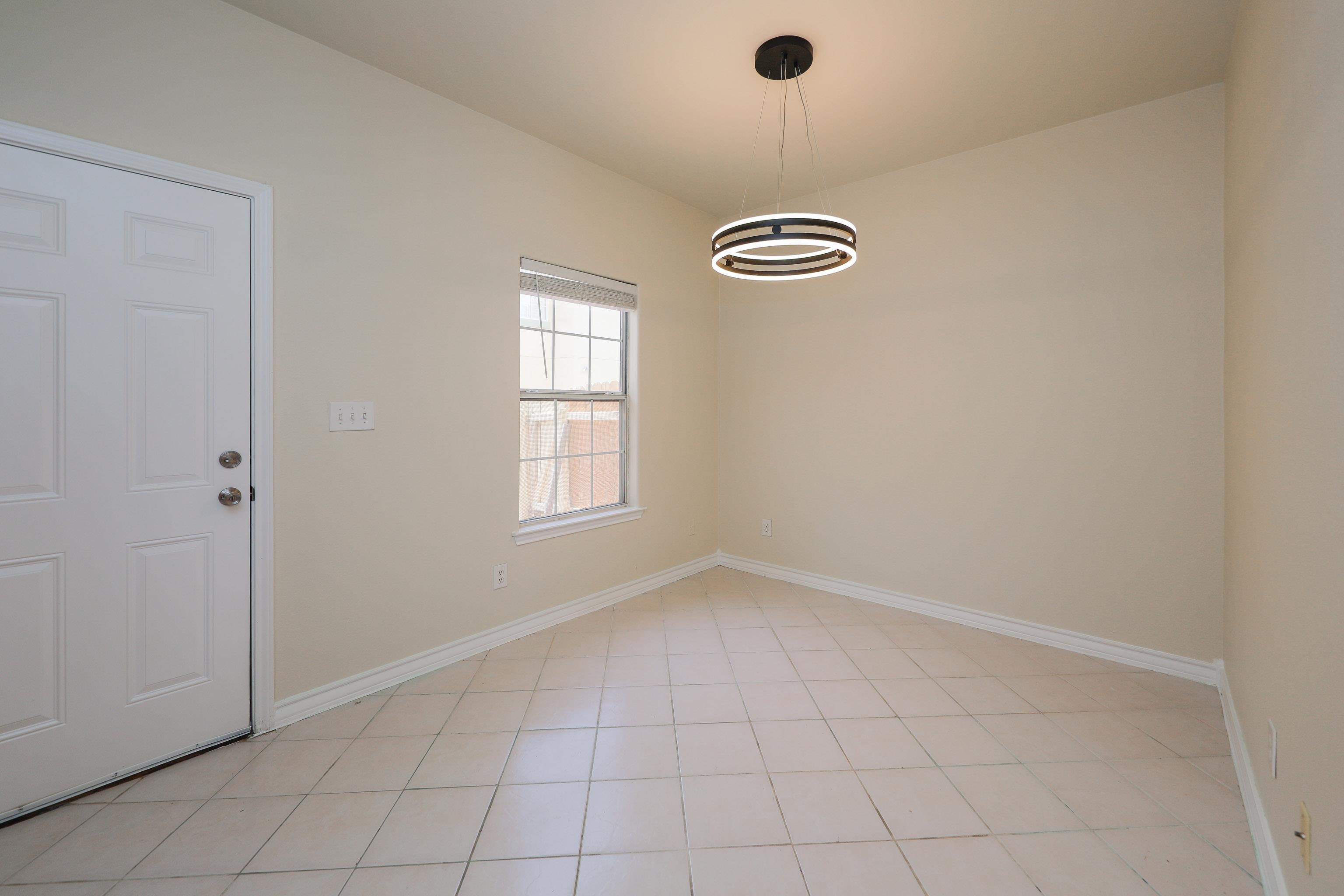 1000 Ranchway Dr Unit: 16