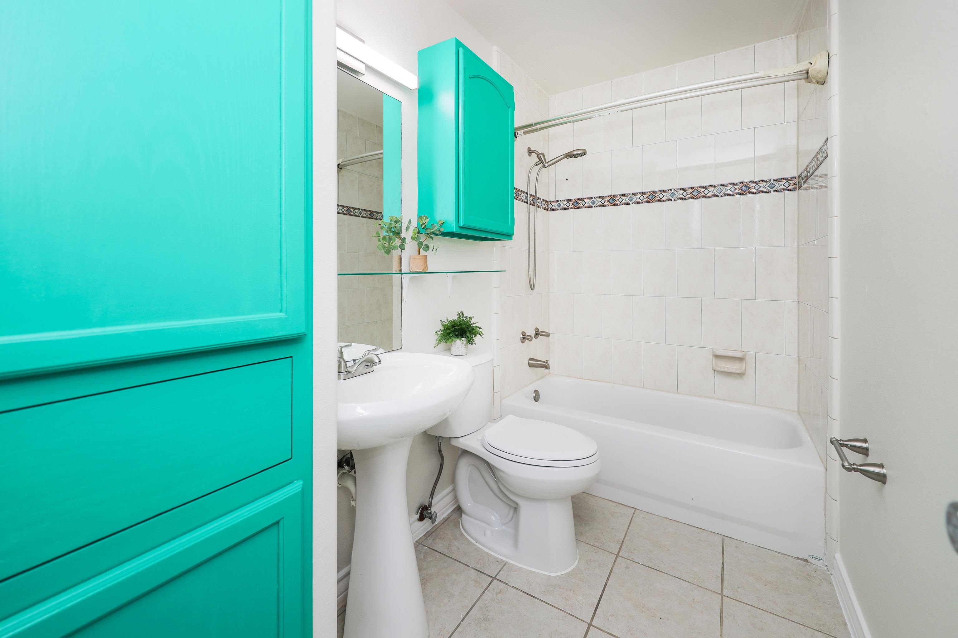 1000 Ranchway Dr Unit: 16